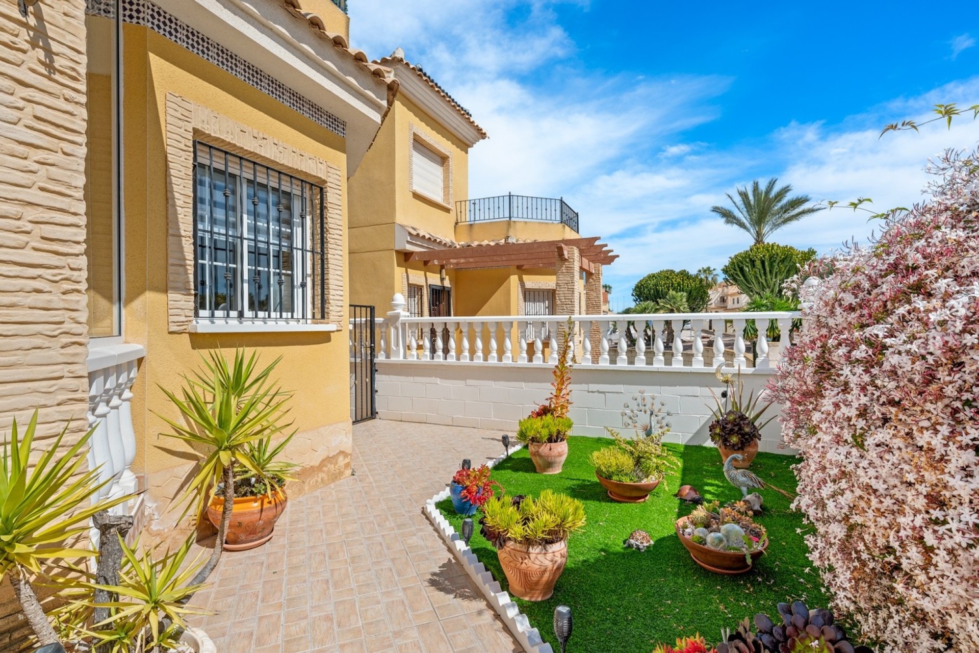 Venta - Chalet Independiente -
Algorfa - Lo Crispin