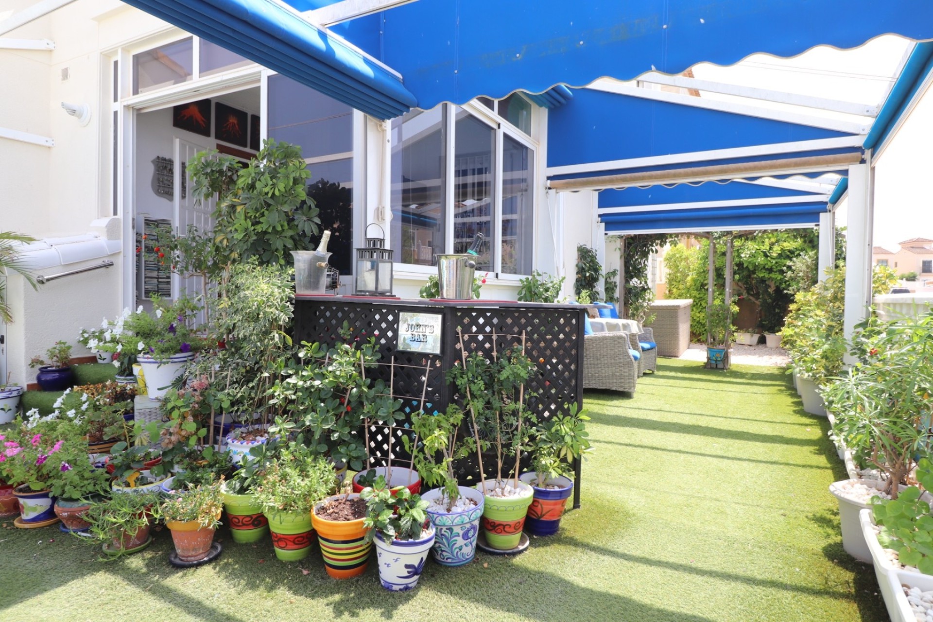 Venta - Chalet Independiente -
Algorfa - Montebello