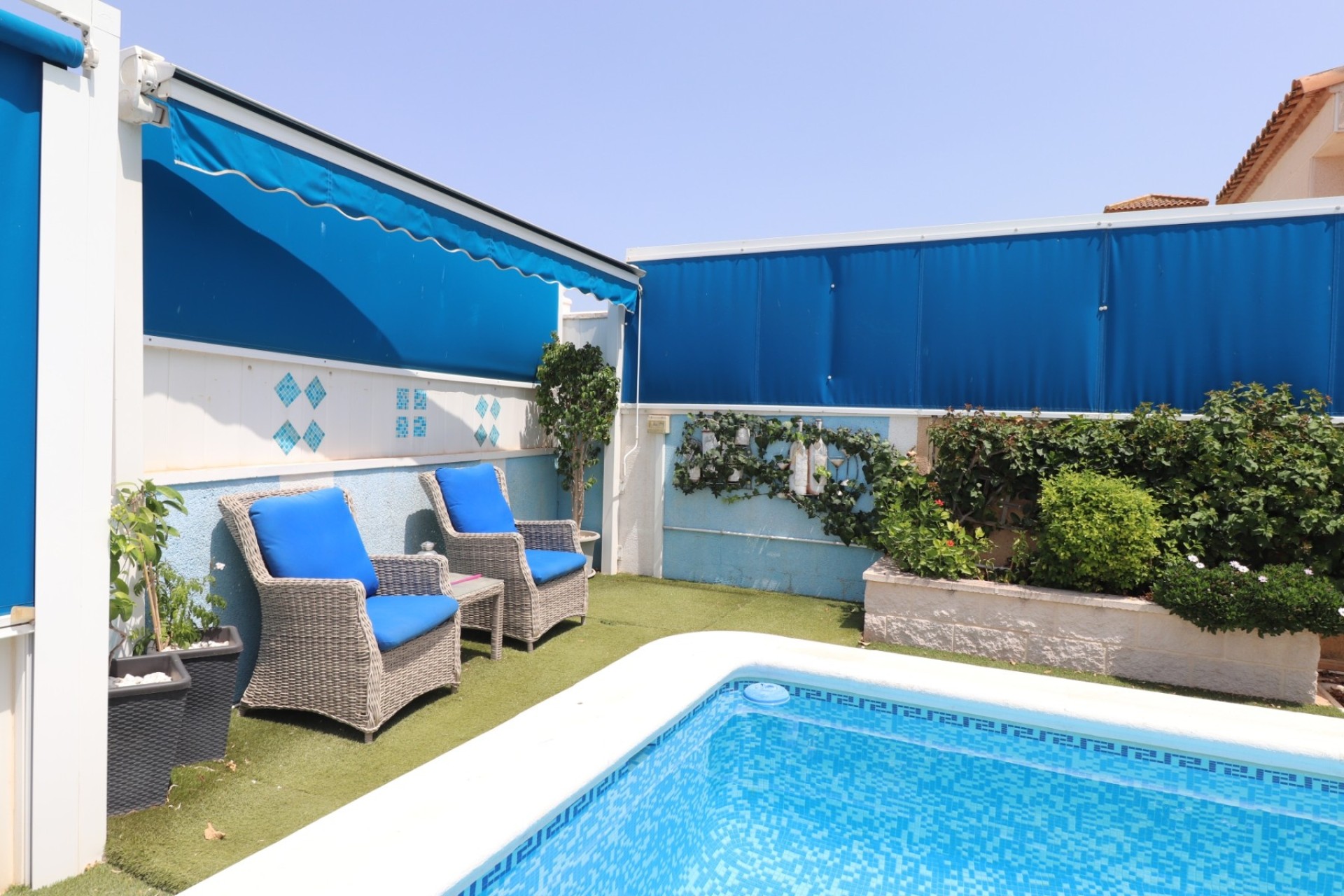 Venta - Chalet Independiente -
Algorfa - Montebello