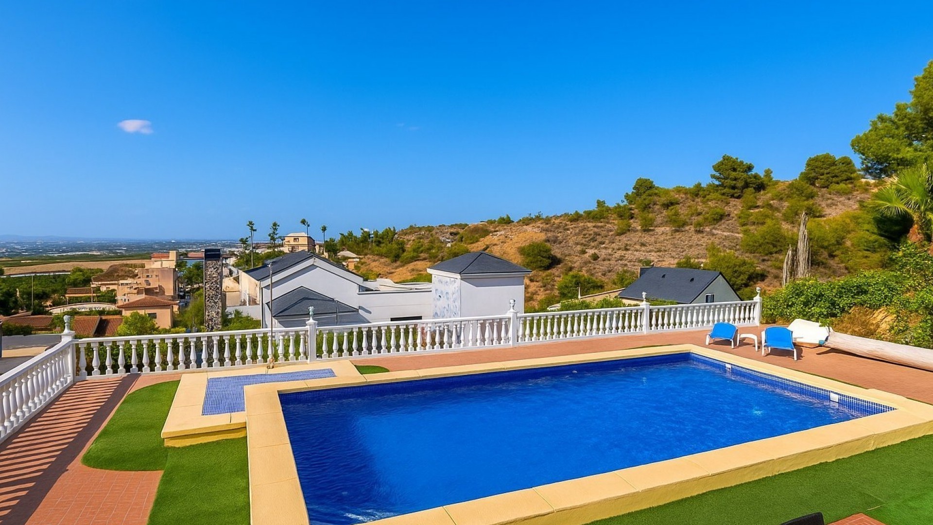 Venta - Chalet Independiente -
Algorfa - Montemar