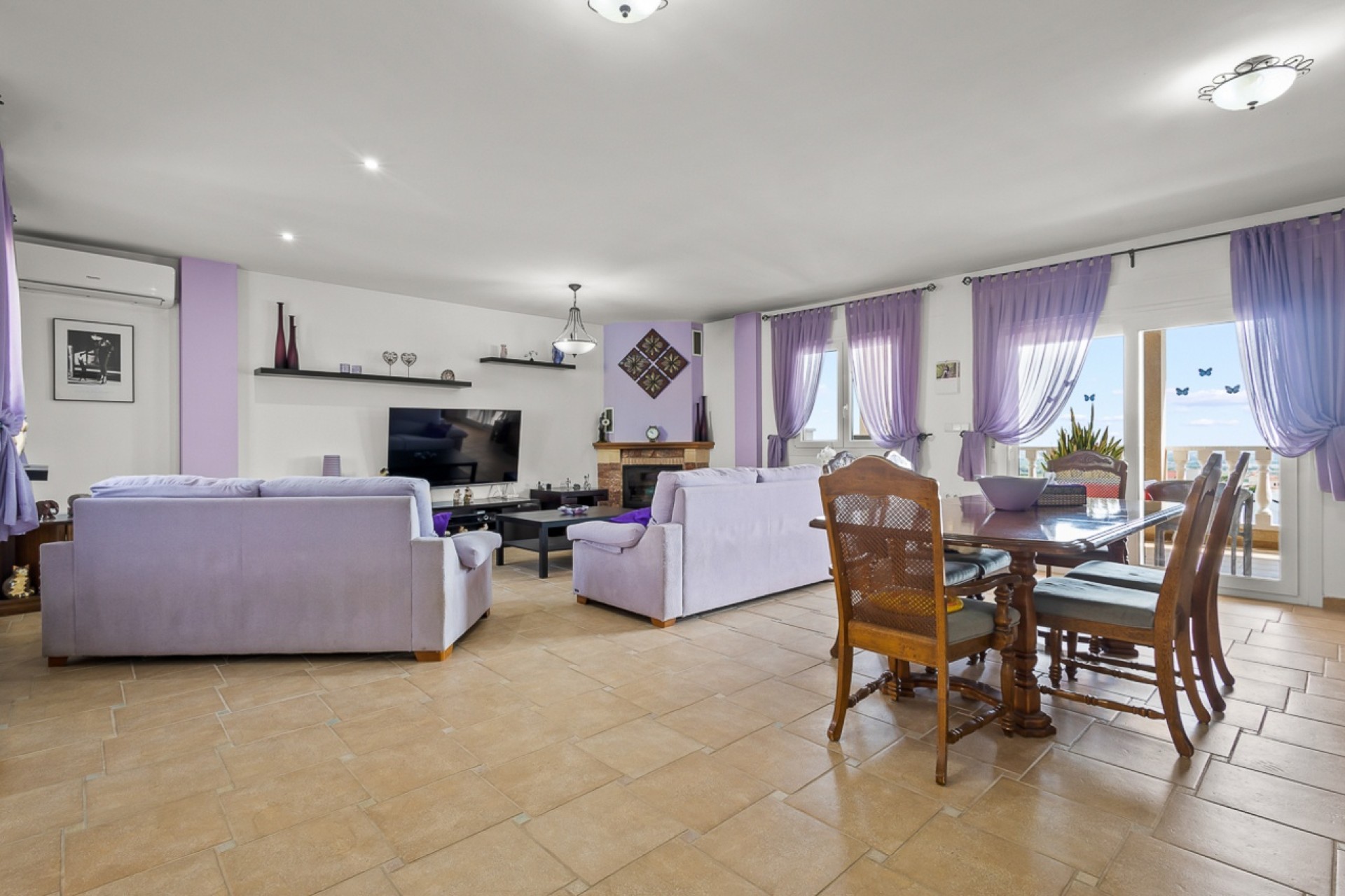 Venta - Chalet Independiente -
Algorfa