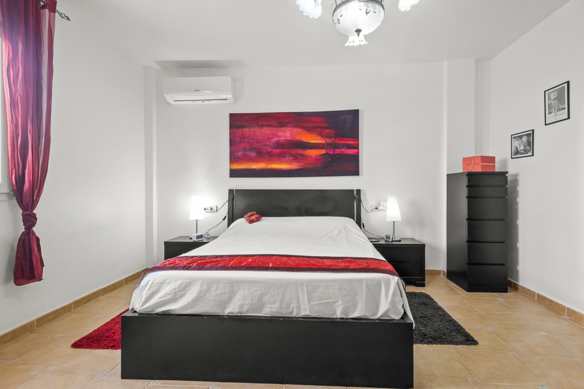 Venta - Chalet Independiente -
Algorfa