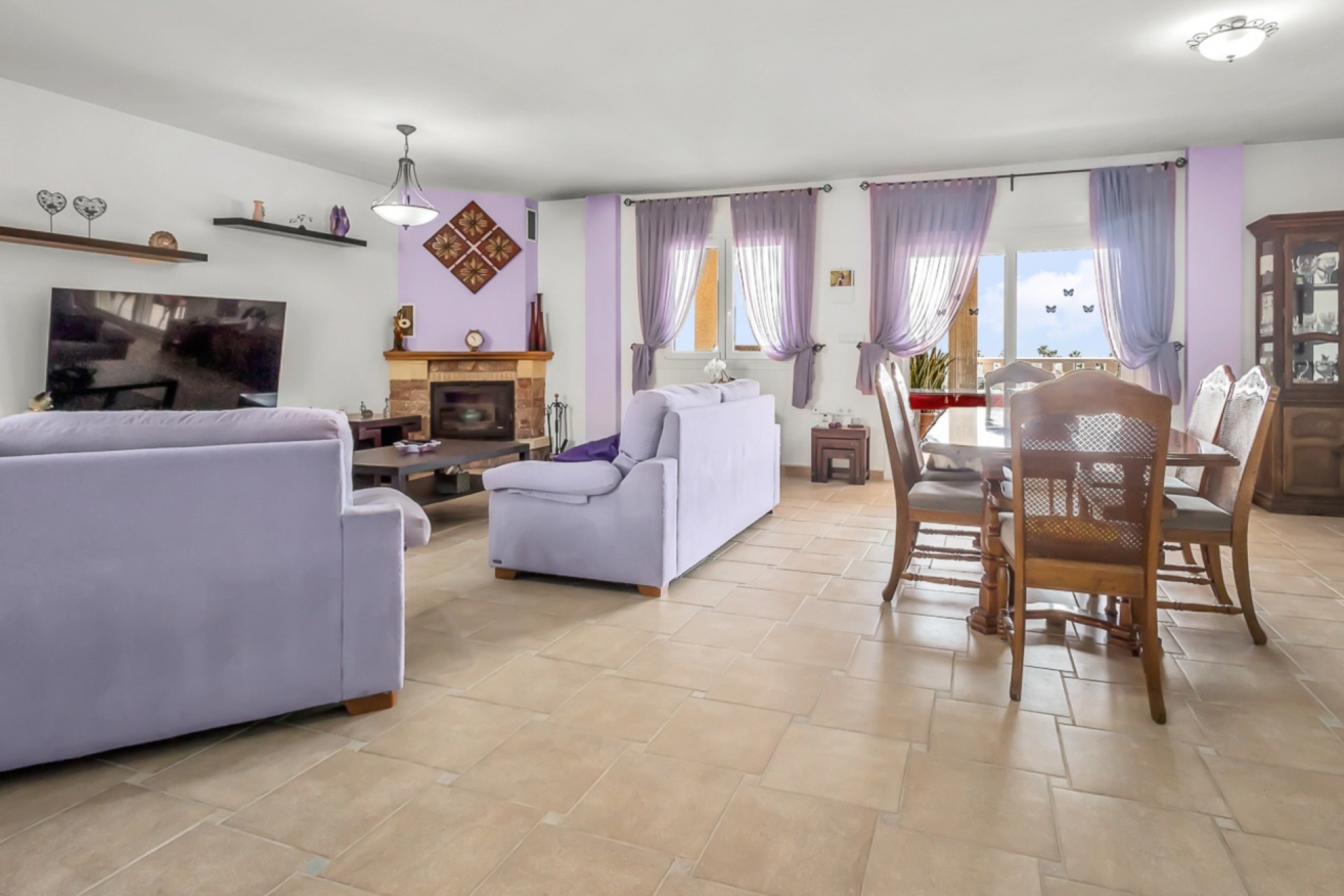 Venta - Chalet Independiente -
Algorfa