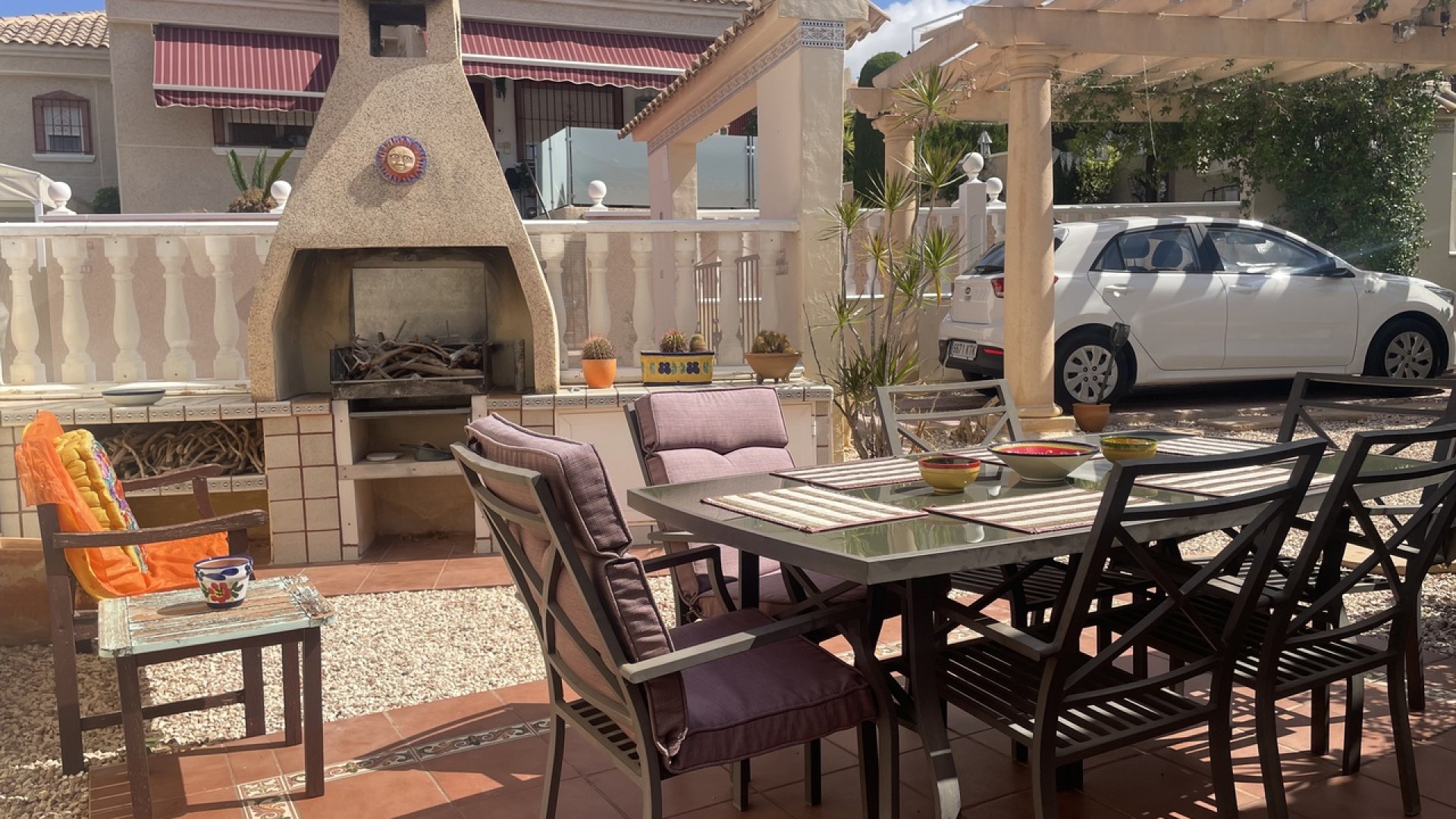 Venta - Chalet Independiente -
Algorfa