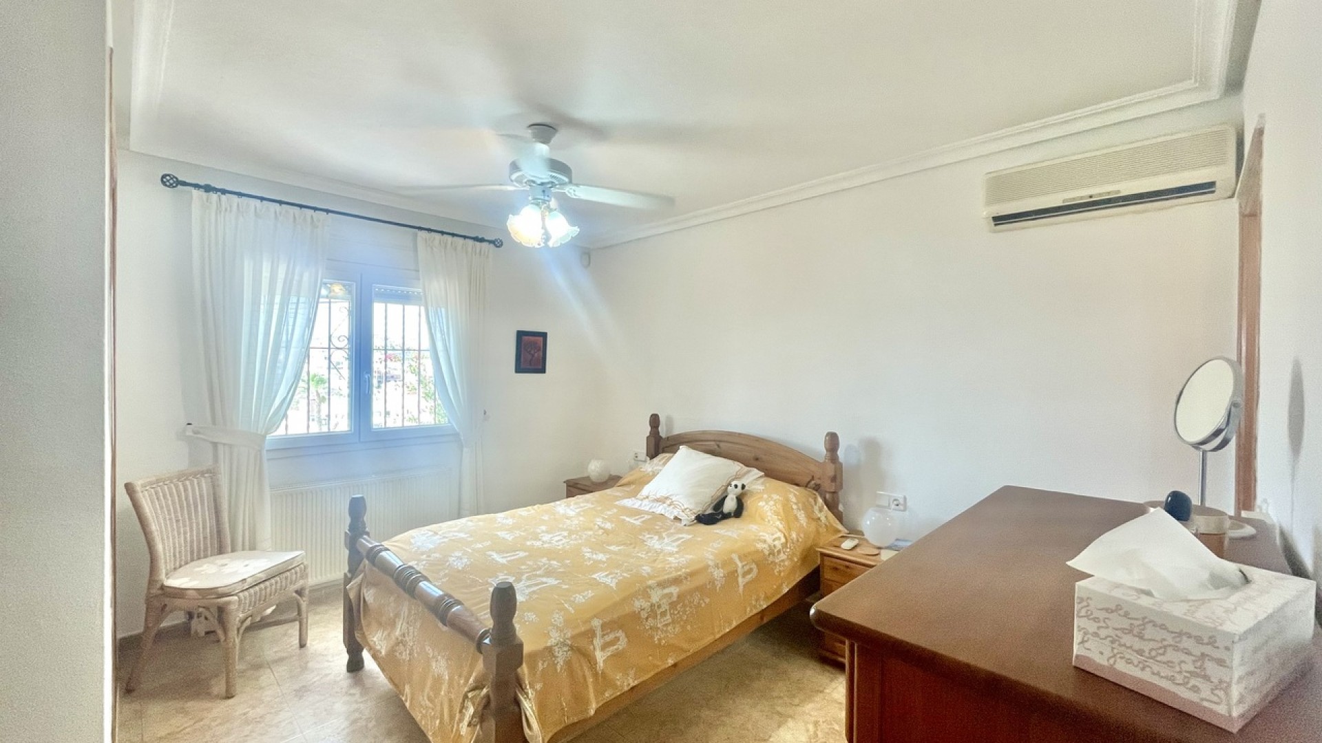 Venta - Chalet Independiente -
Algorfa