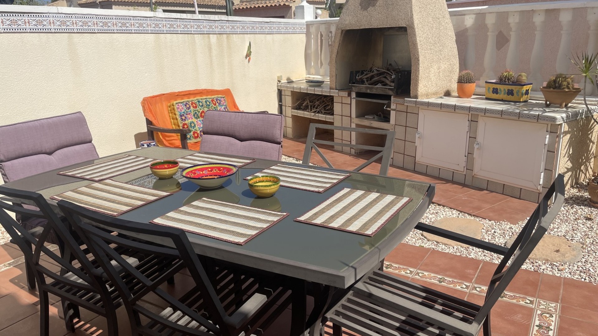 Venta - Chalet Independiente -
Algorfa