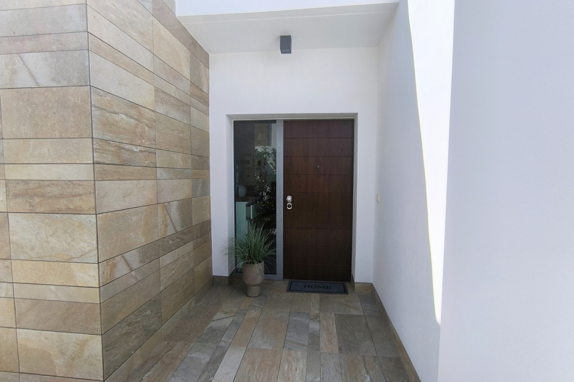 Venta - Chalet Independiente -
Algorfa