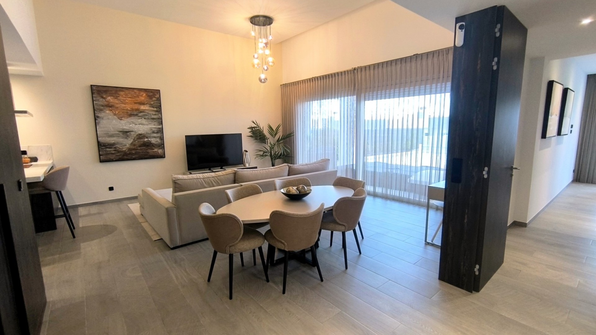 Venta - Chalet Independiente -
Algorfa