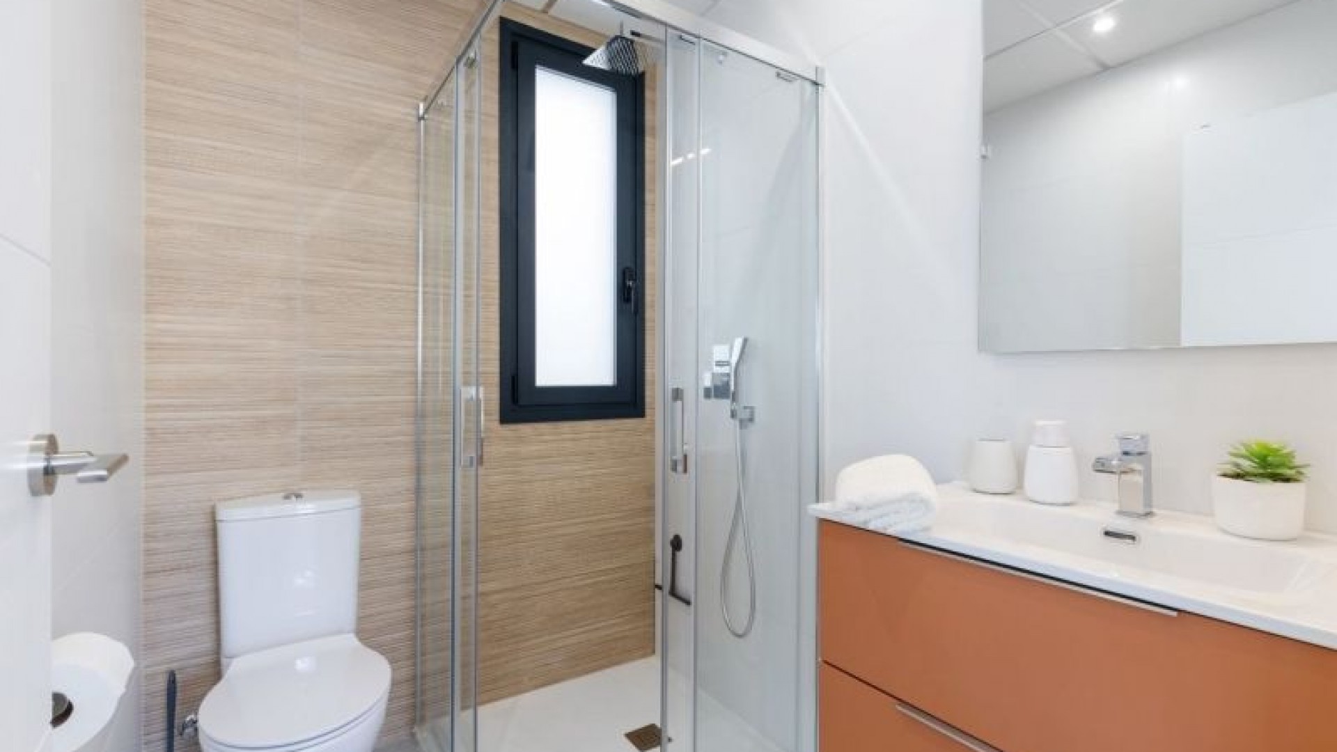 Venta - Chalet Independiente -
Algorfa