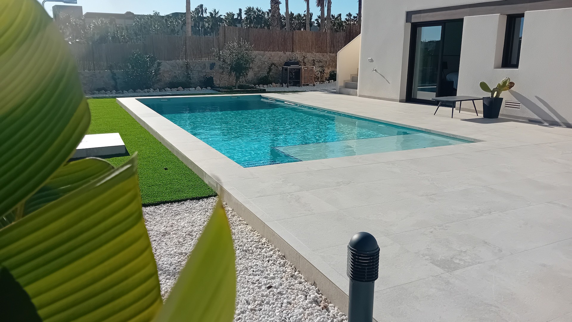 Venta - Chalet Independiente -
Algorfa