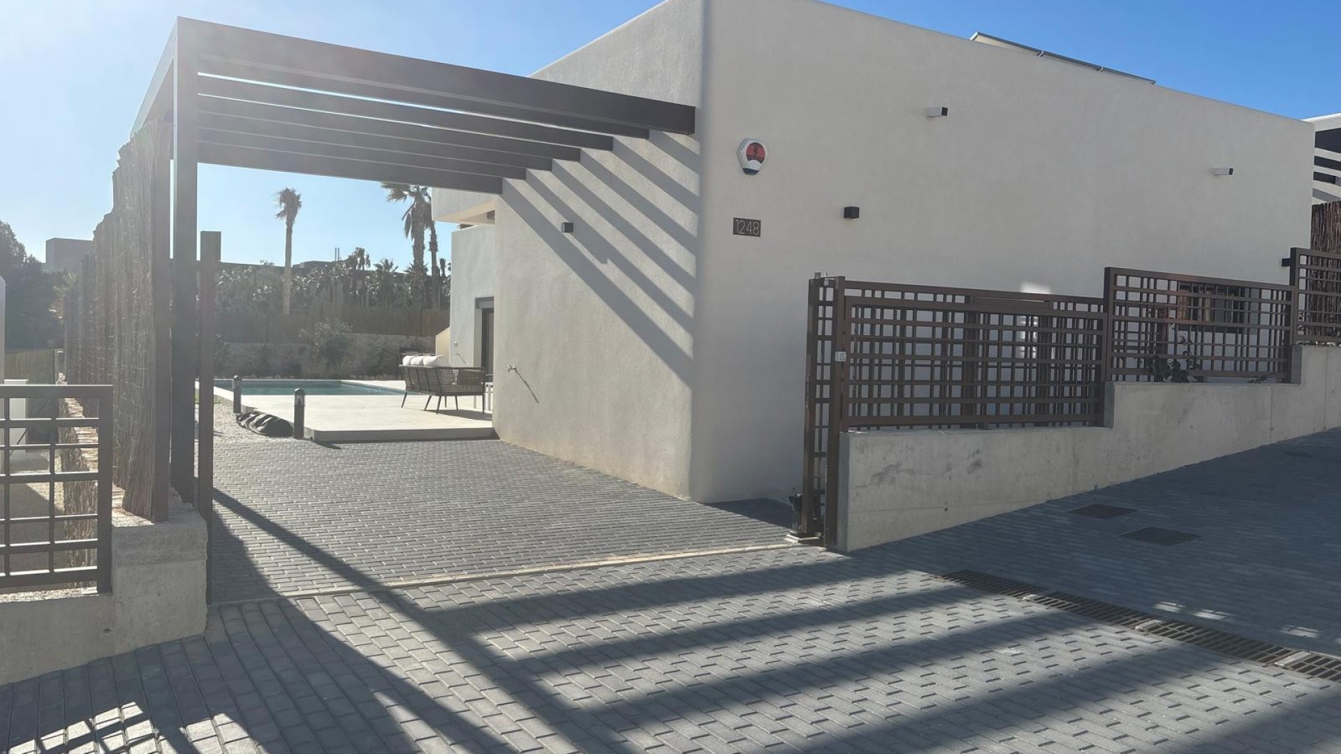 Venta - Chalet Independiente -
Algorfa