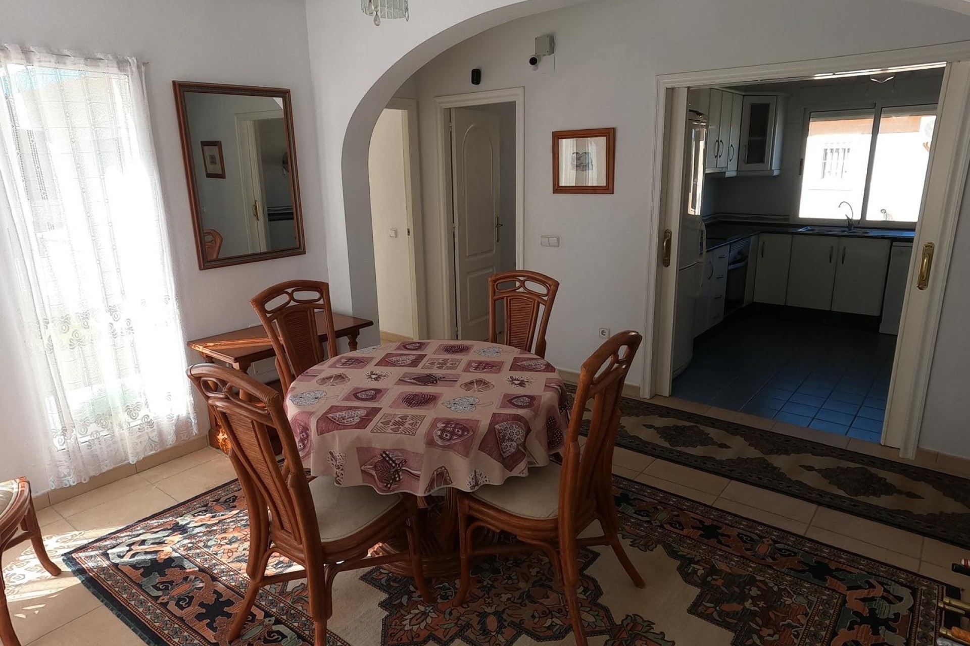 Venta - Chalet Independiente -
Algorfa
