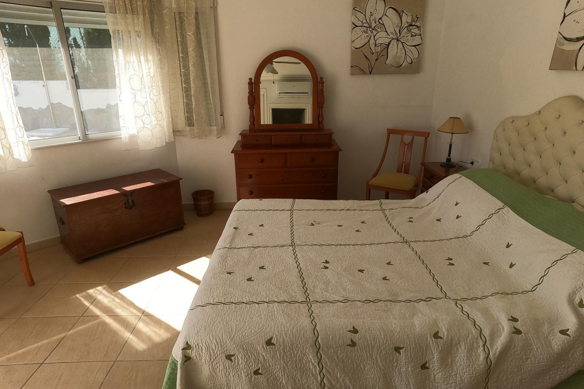 Venta - Chalet Independiente -
Algorfa
