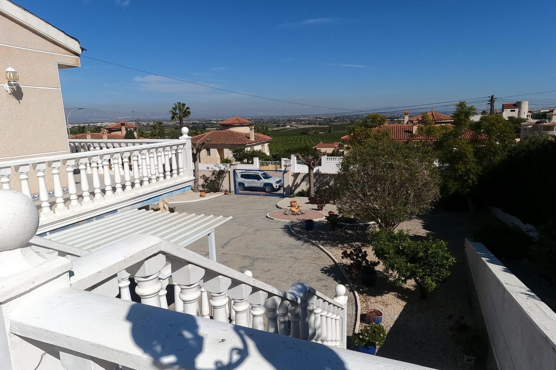 Venta - Chalet Independiente -
Algorfa