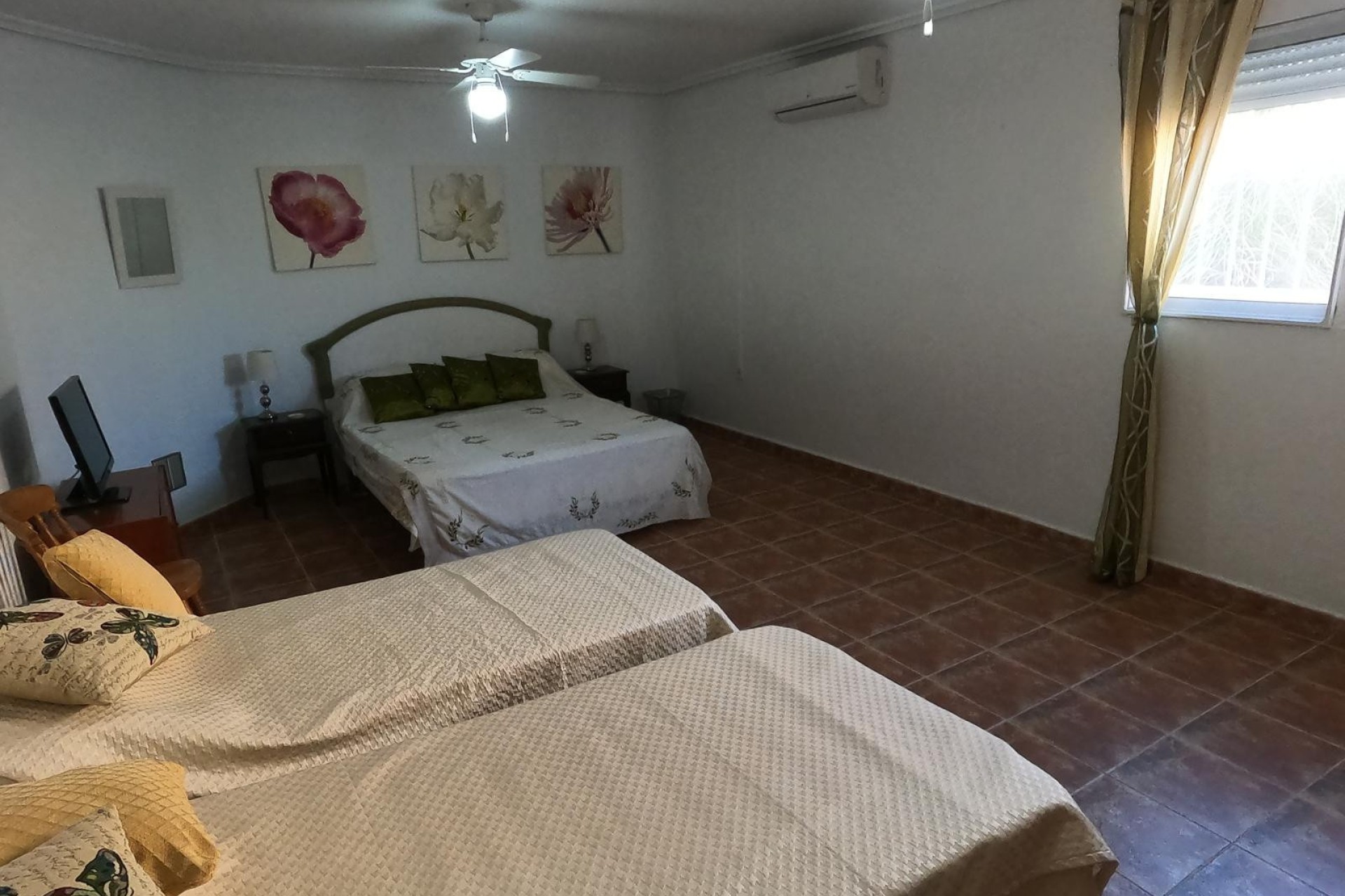 Venta - Chalet Independiente -
Algorfa