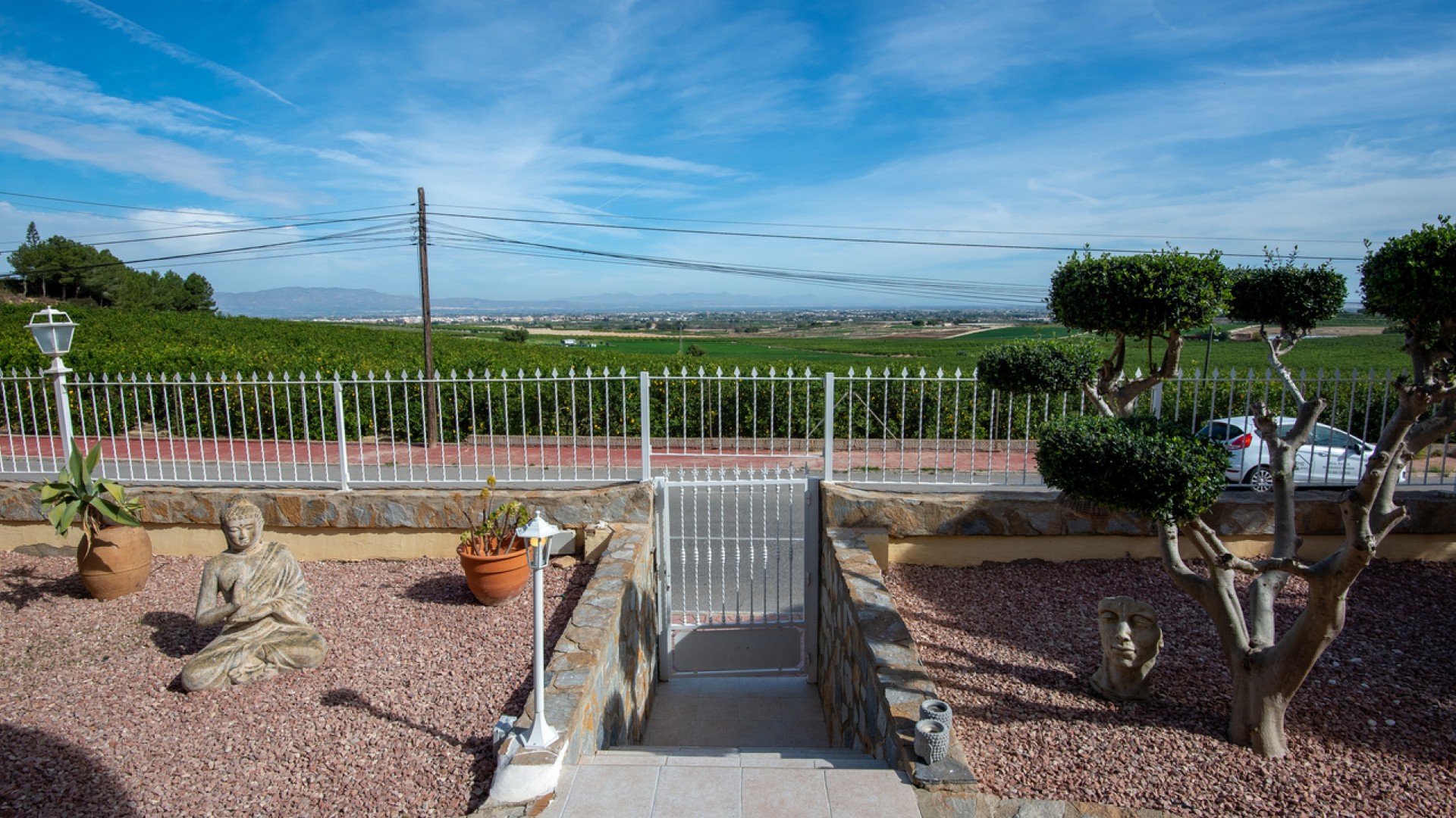 Venta - Chalet Independiente -
Algorfa