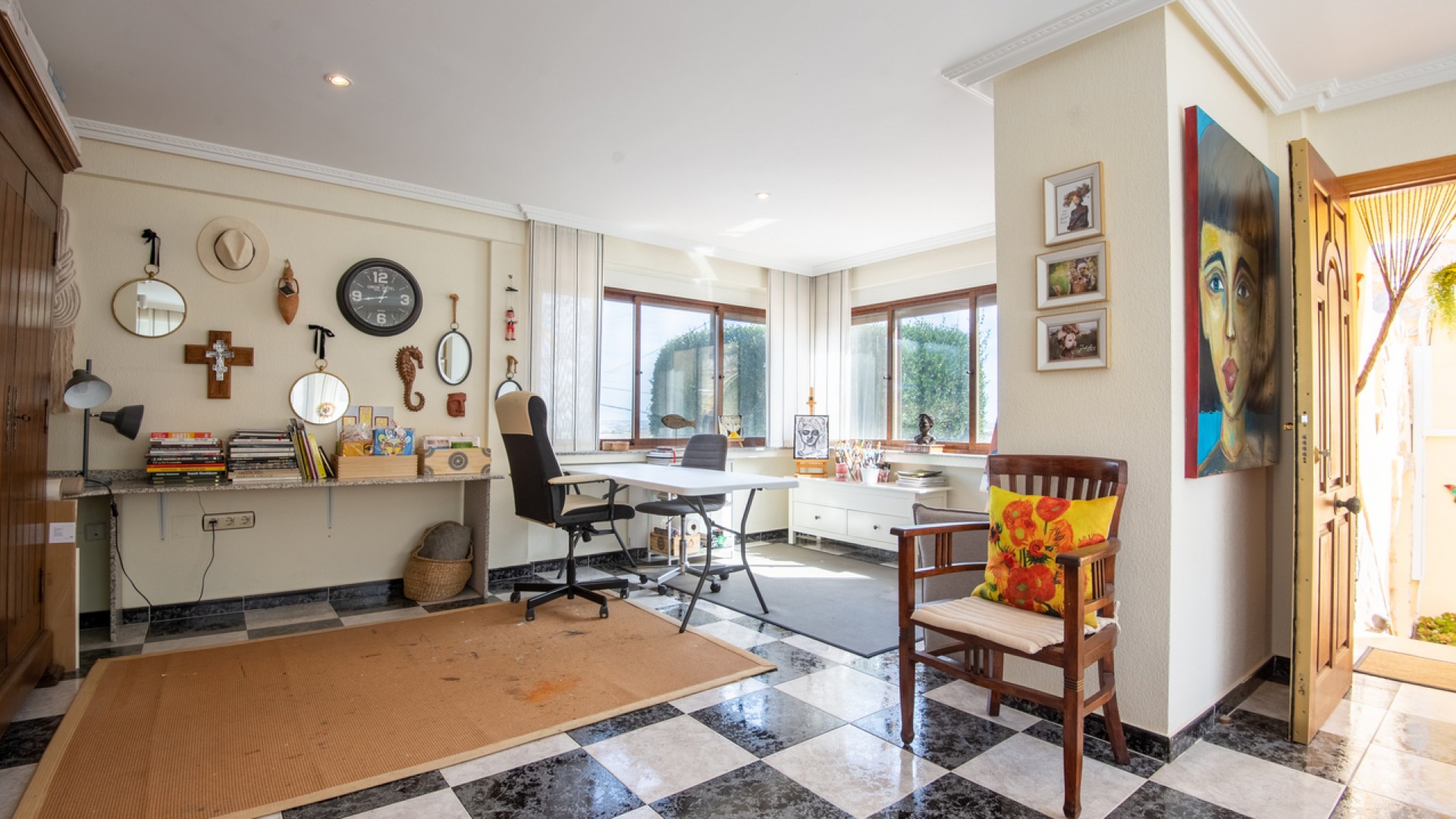 Venta - Chalet Independiente -
Algorfa