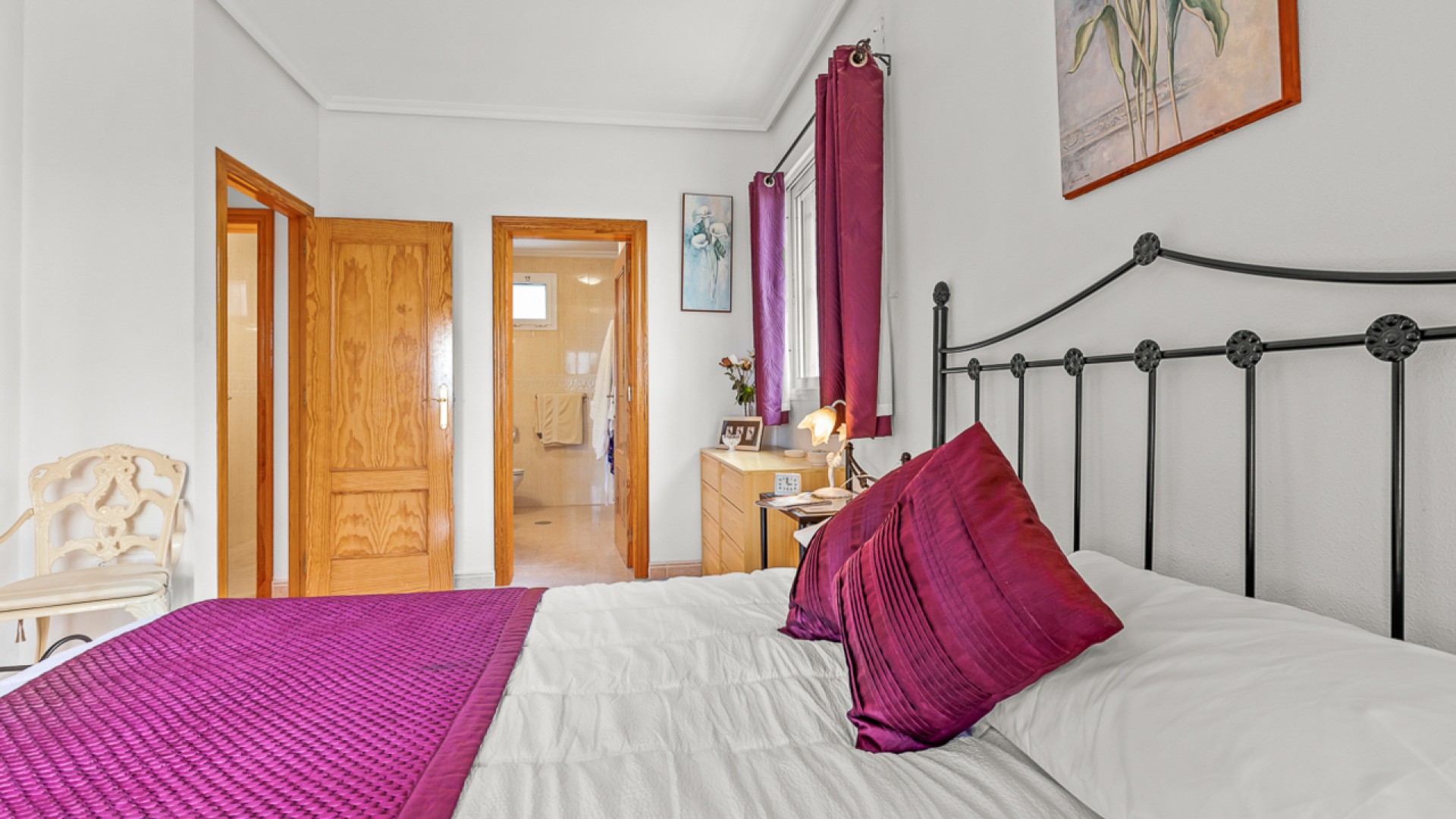 Venta - Chalet Independiente -
Algorfa