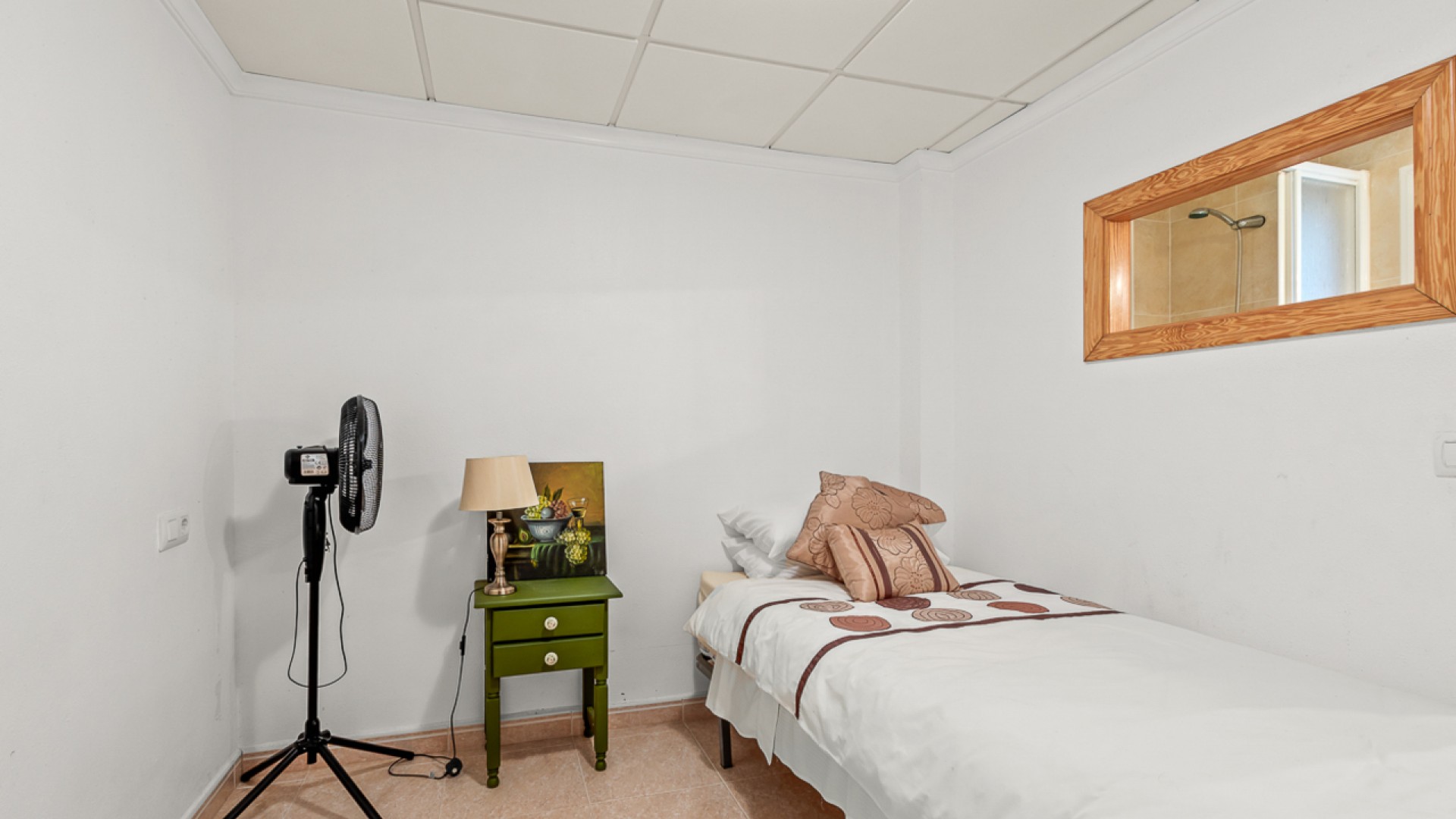 Venta - Chalet Independiente -
Algorfa