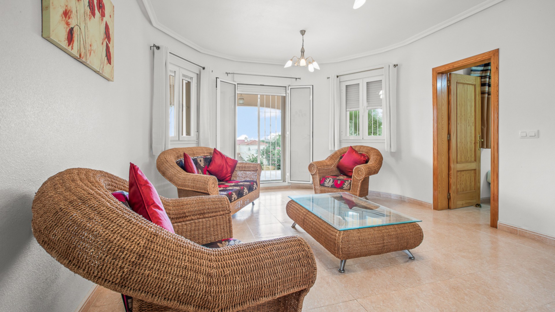 Venta - Chalet Independiente -
Algorfa