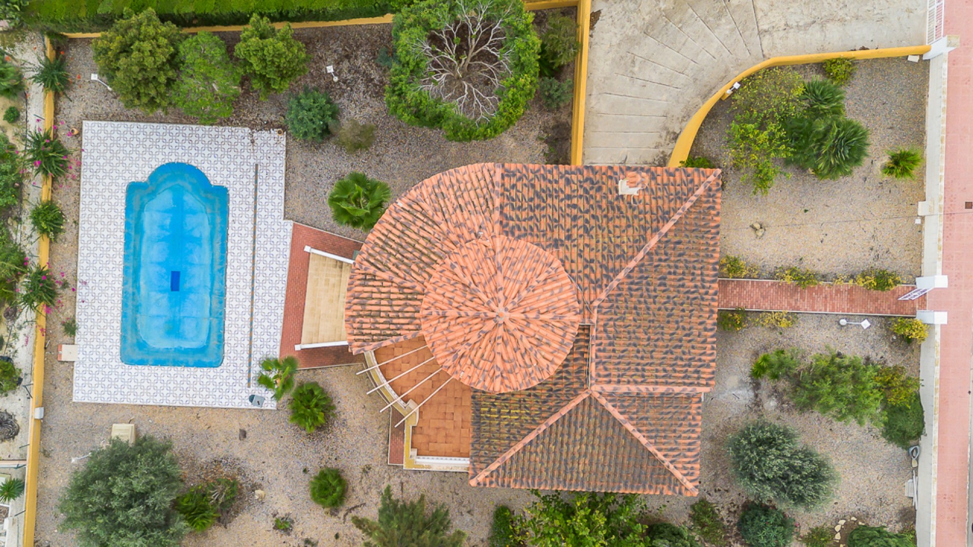 Venta - Chalet Independiente -
Algorfa