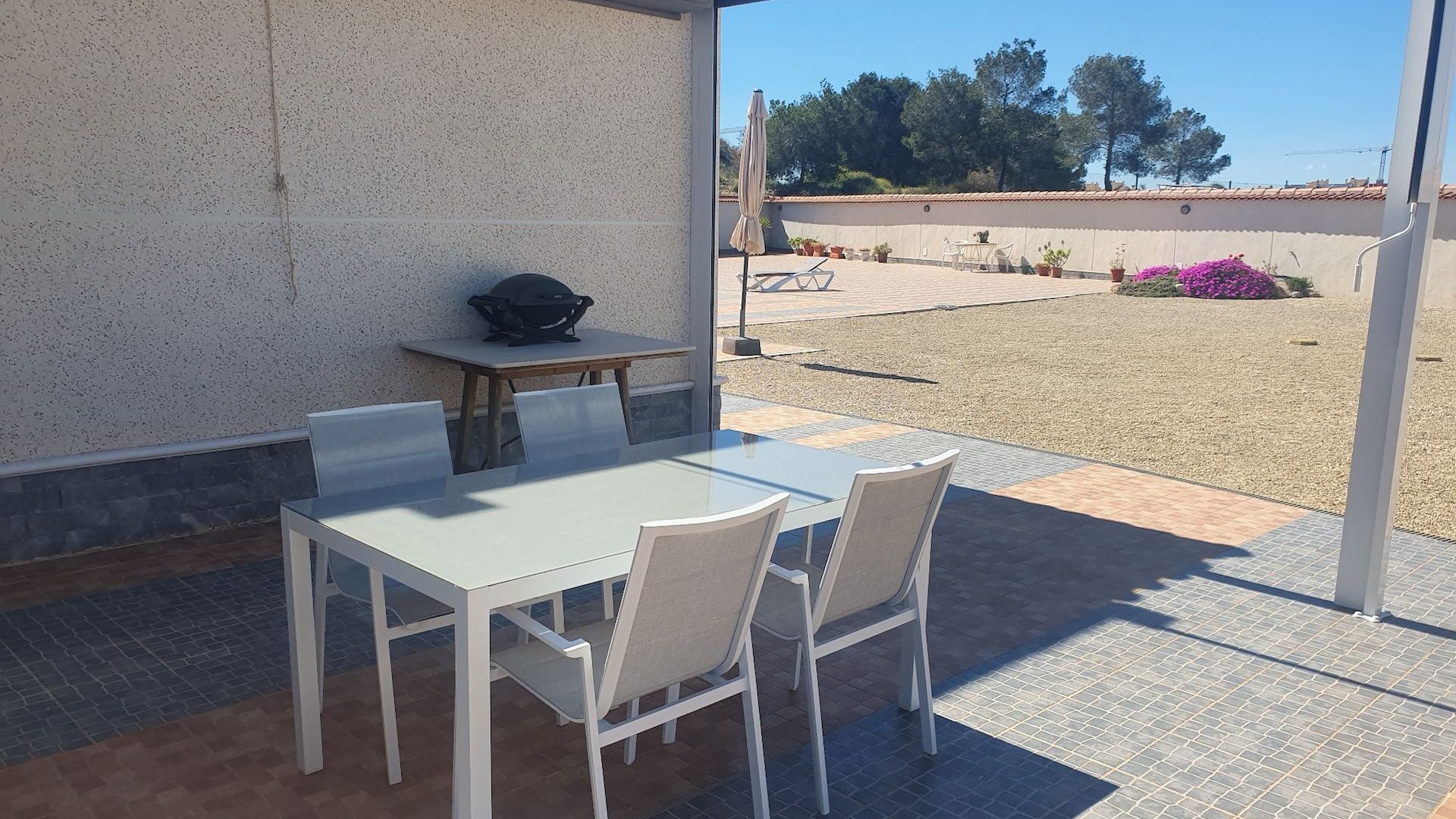 Venta - Chalet Independiente -
Algorfa