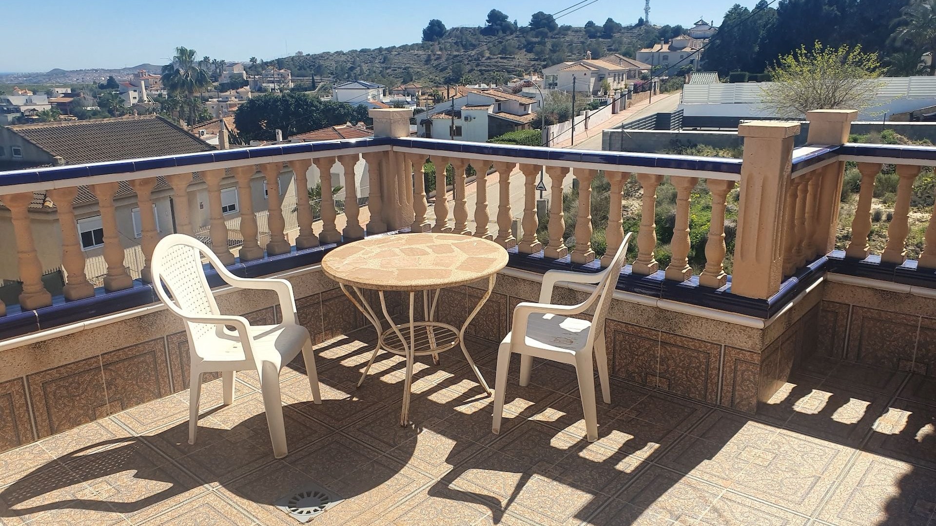 Venta - Chalet Independiente -
Algorfa