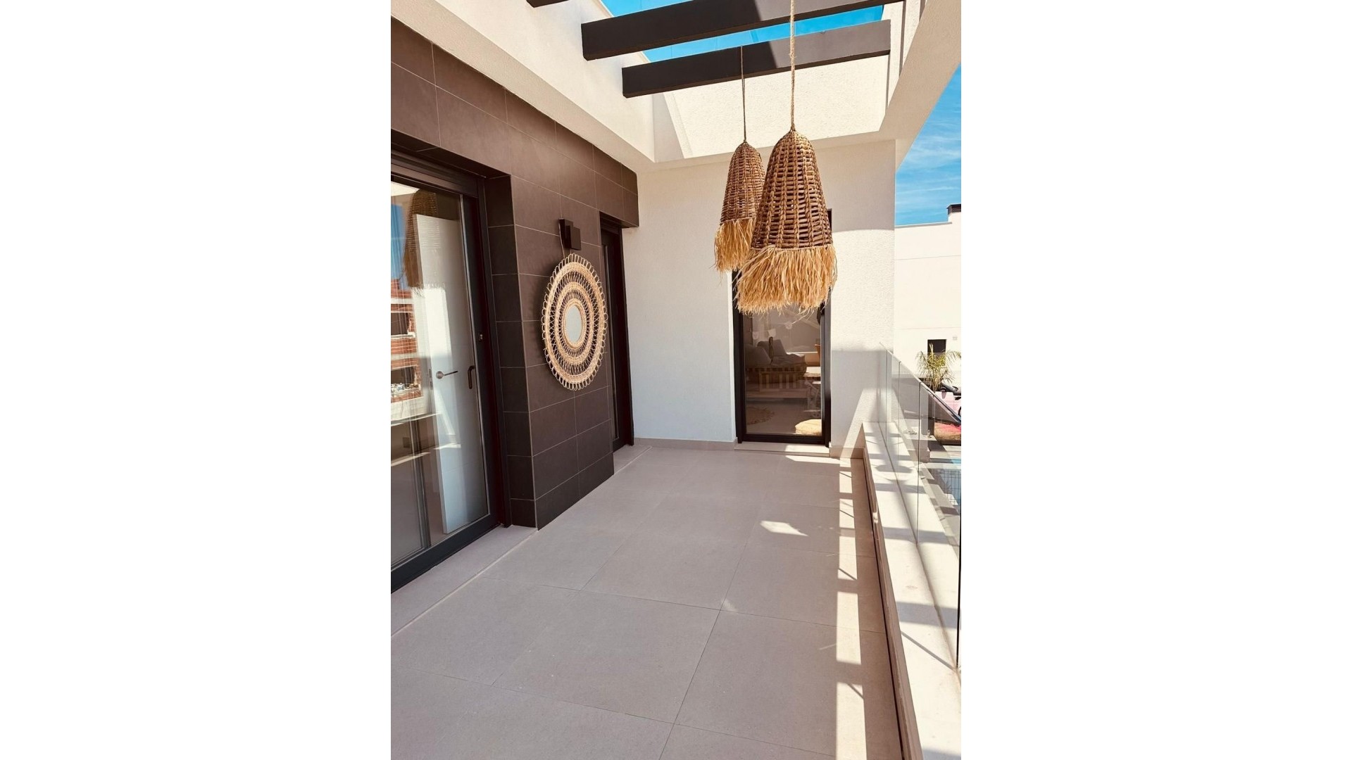 Venta - Chalet Independiente -
Algorfa