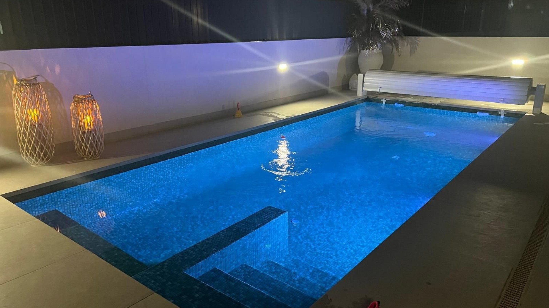 Venta - Chalet Independiente -
Algorfa