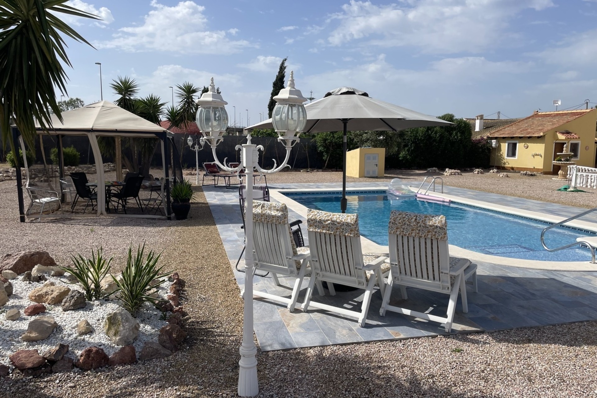 Venta - Chalet Independiente -
Alhama de Murcia - Inland