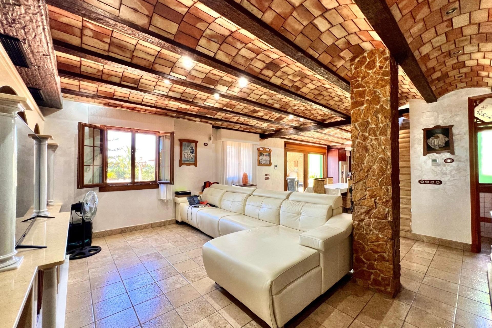 Venta - Chalet Independiente -
Almoradí - Comunidad Valenciana