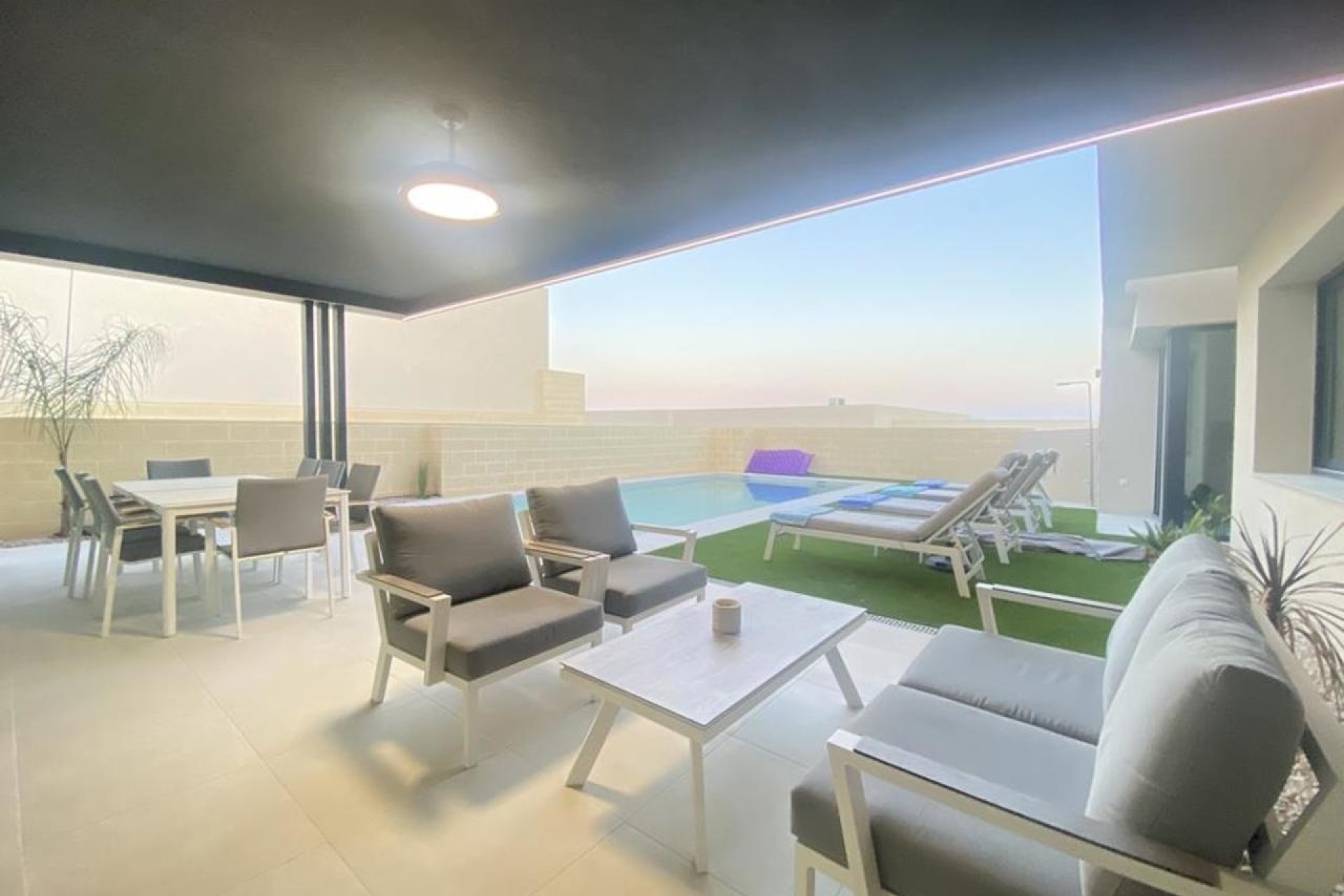 Venta - Chalet Independiente -
Altaona Golf & Country Village - Altaona Golf and Country Village