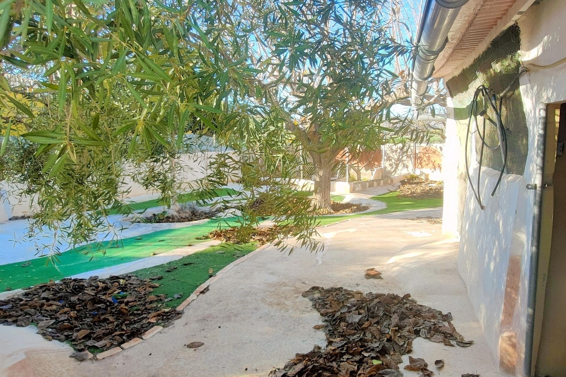 Venta - Chalet Independiente -
Aspe