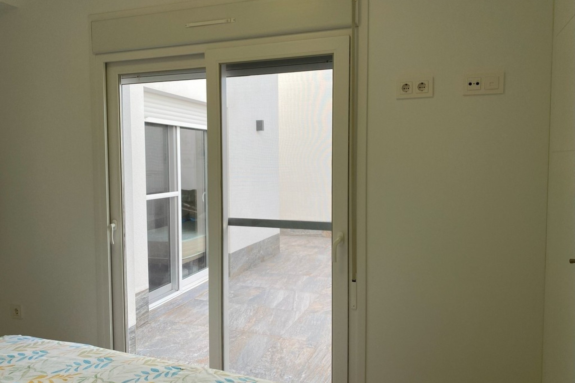 Venta - Chalet Independiente -
Avileses - Inland