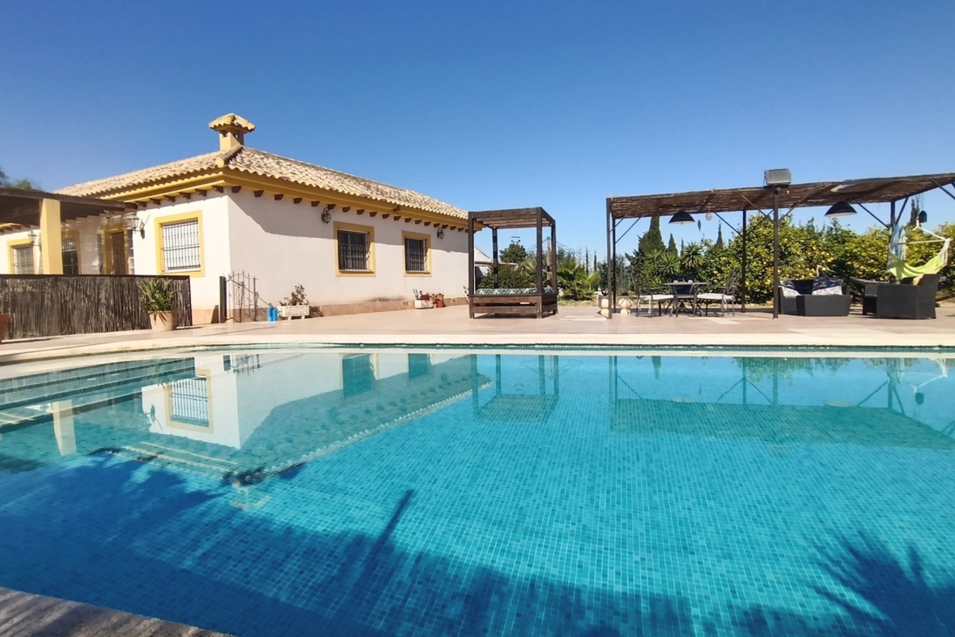 Venta - Chalet Independiente -
Avileses - Inland