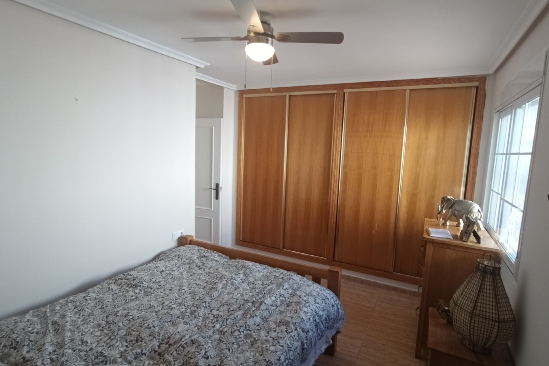 Venta - Chalet Independiente -
Avileses - Inland