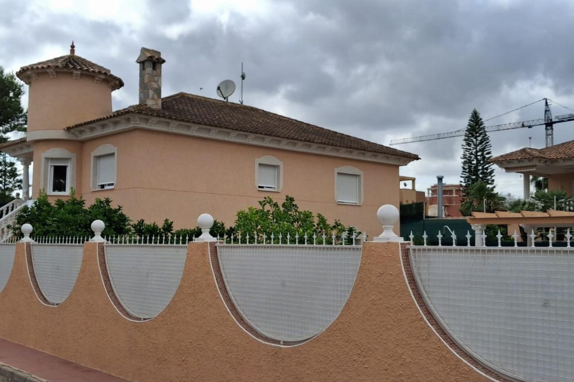 Venta - Chalet Independiente -
Benferri - BENFIS PARK