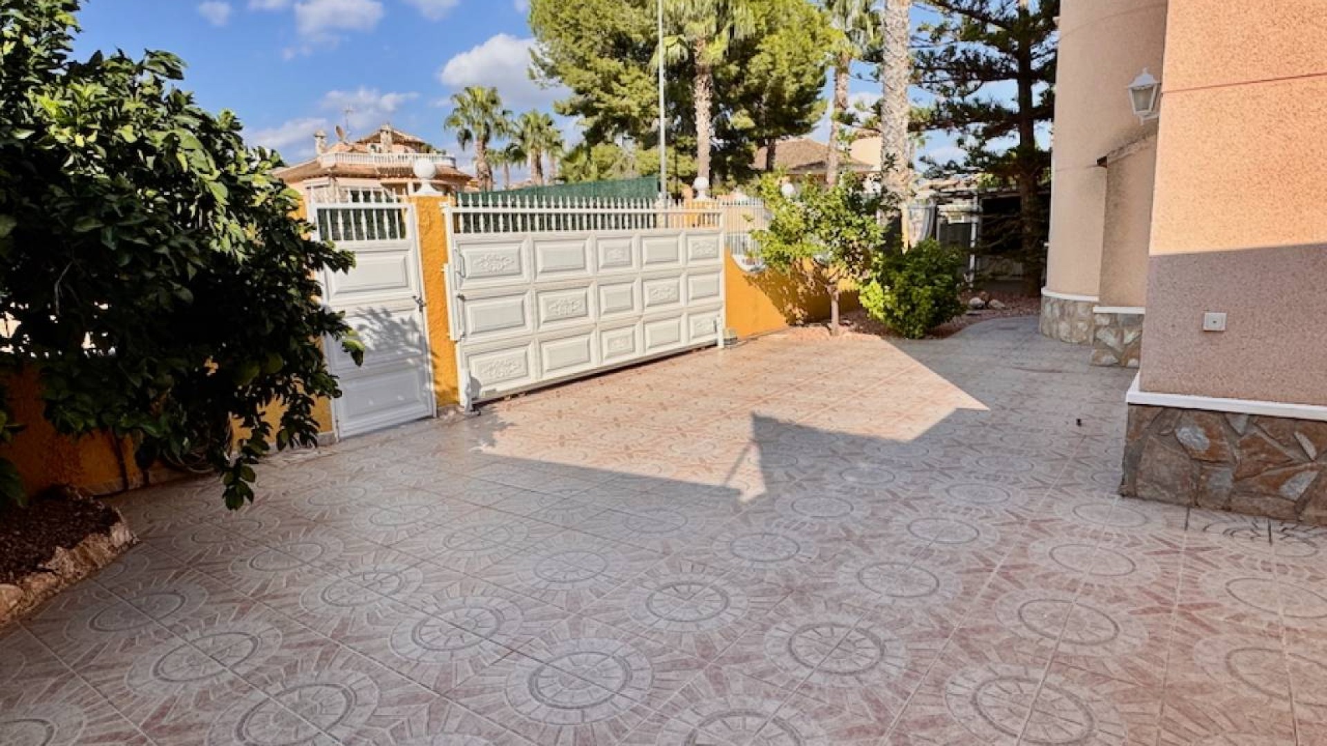 Venta - Chalet Independiente -
Benferri