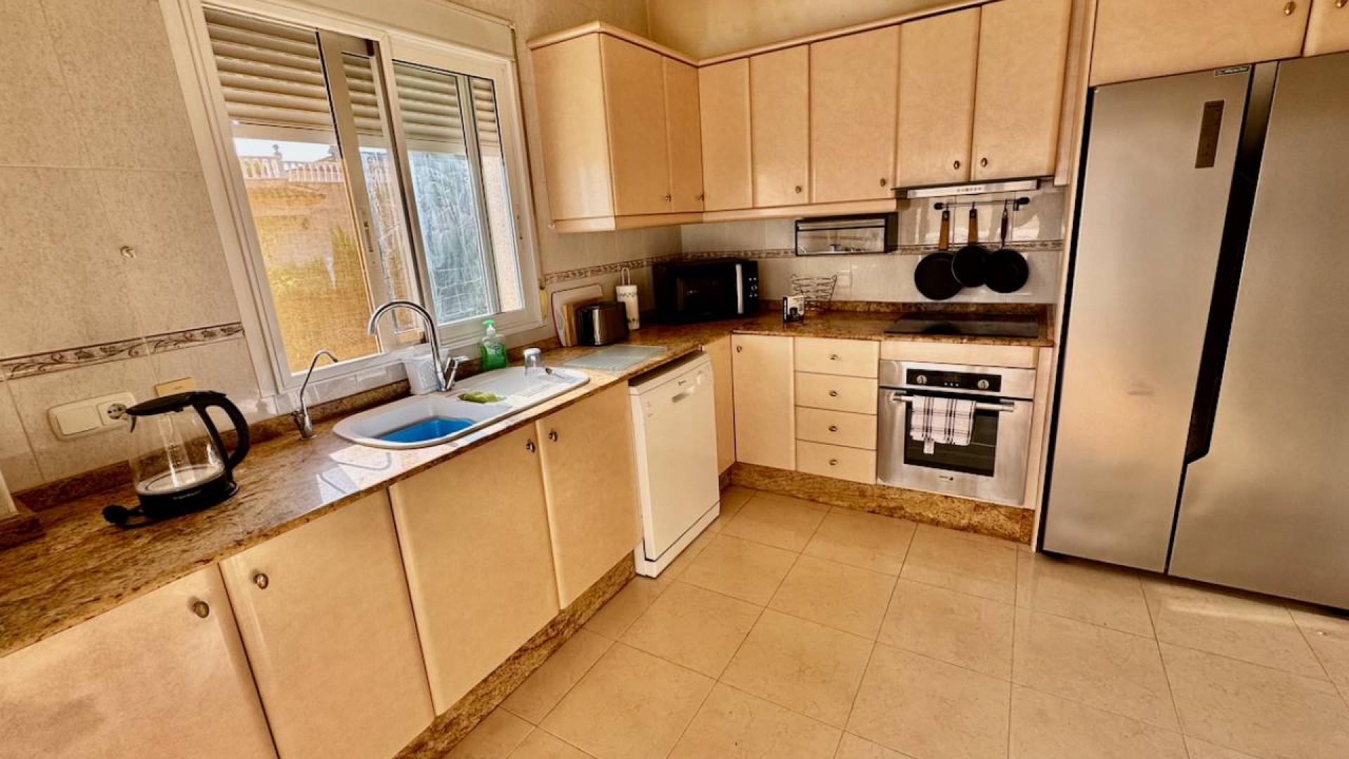 Venta - Chalet Independiente -
Benferri