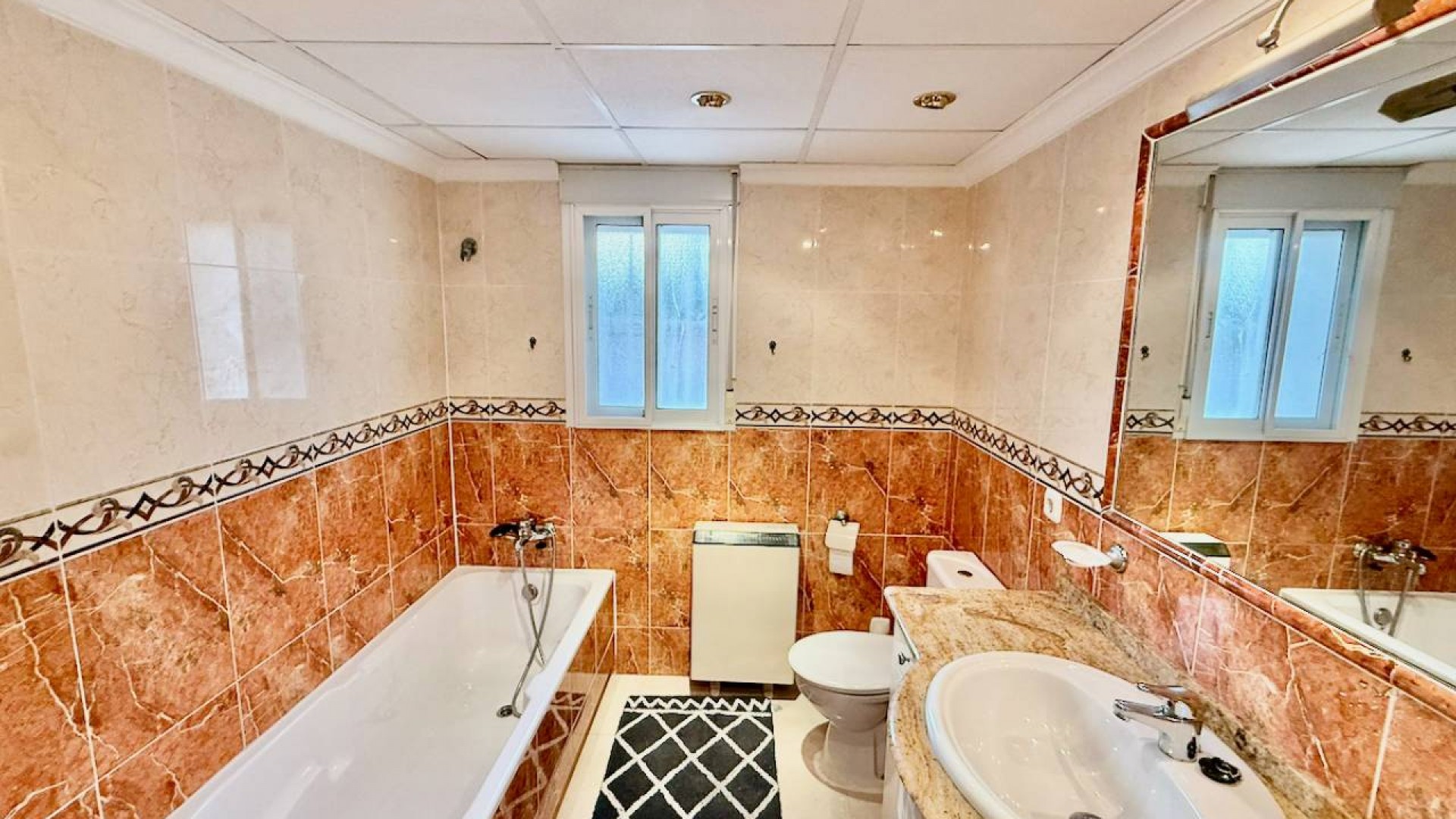 Venta - Chalet Independiente -
Benferri