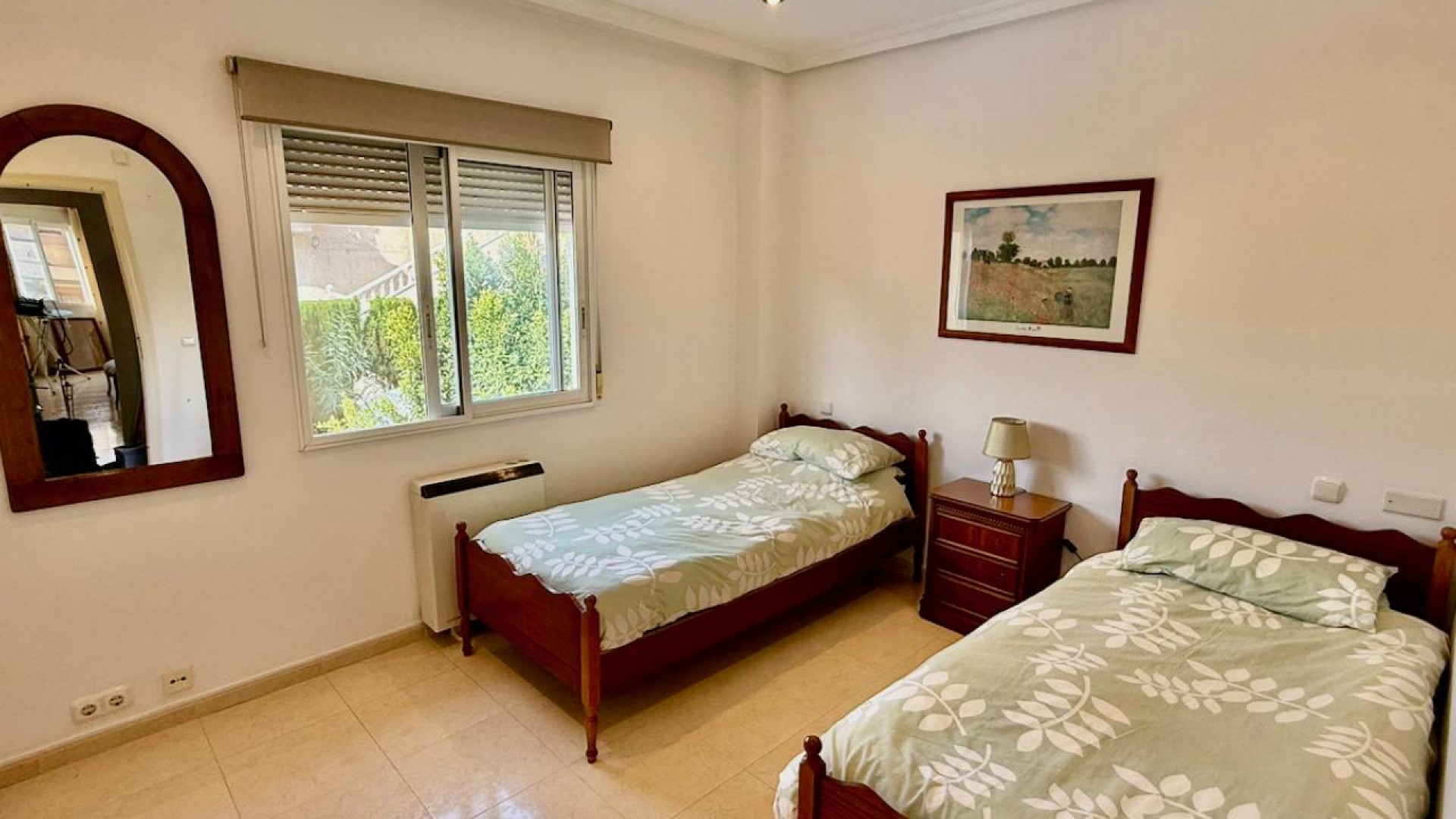 Venta - Chalet Independiente -
Benferri