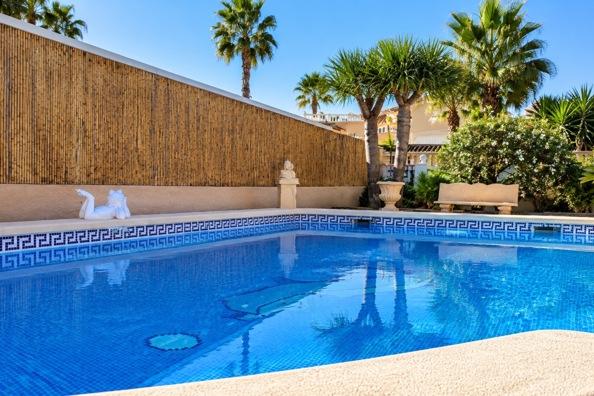 Venta - Chalet Independiente -
Benferri