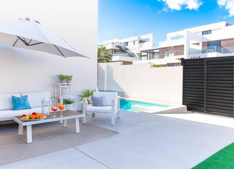 Venta - Chalet Independiente -
Benijofar - Benijofar - Village