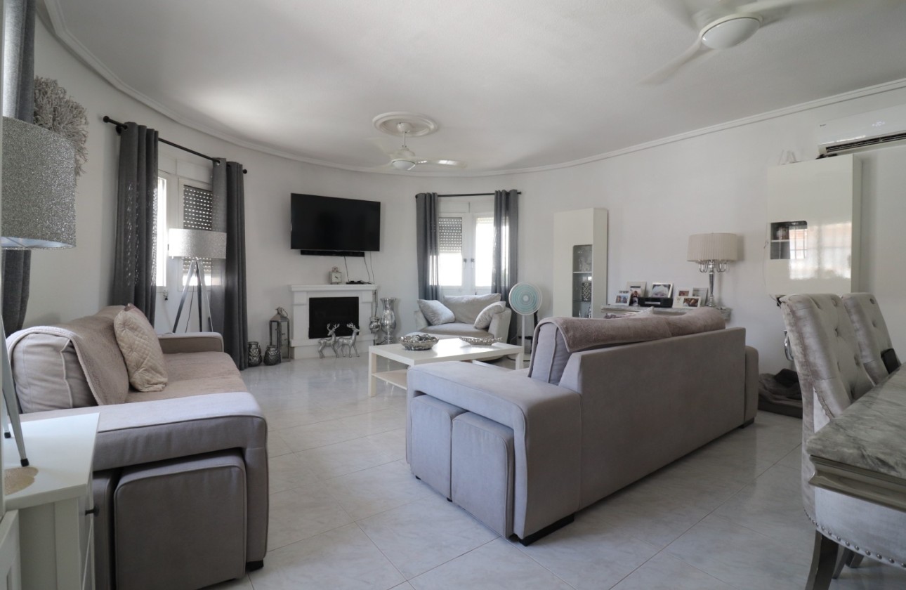 Venta - Chalet Independiente -
Benijofar - Benimar I