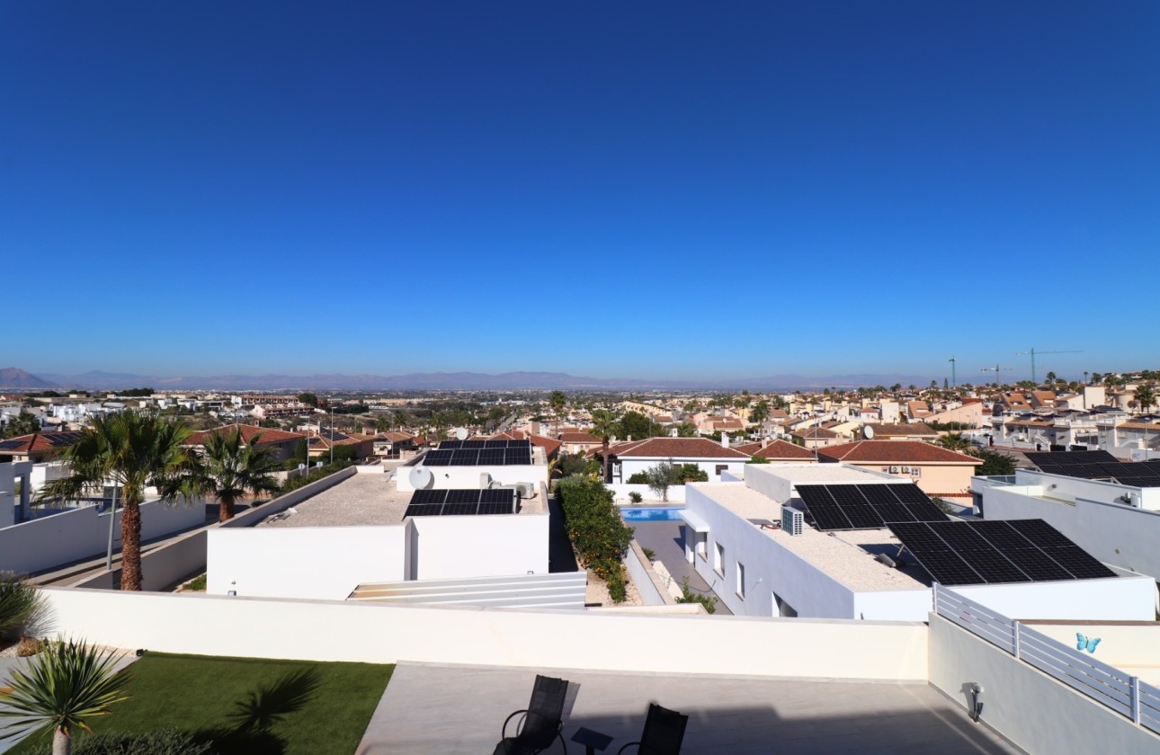 Venta - Chalet Independiente -
Benijofar - Benimar III