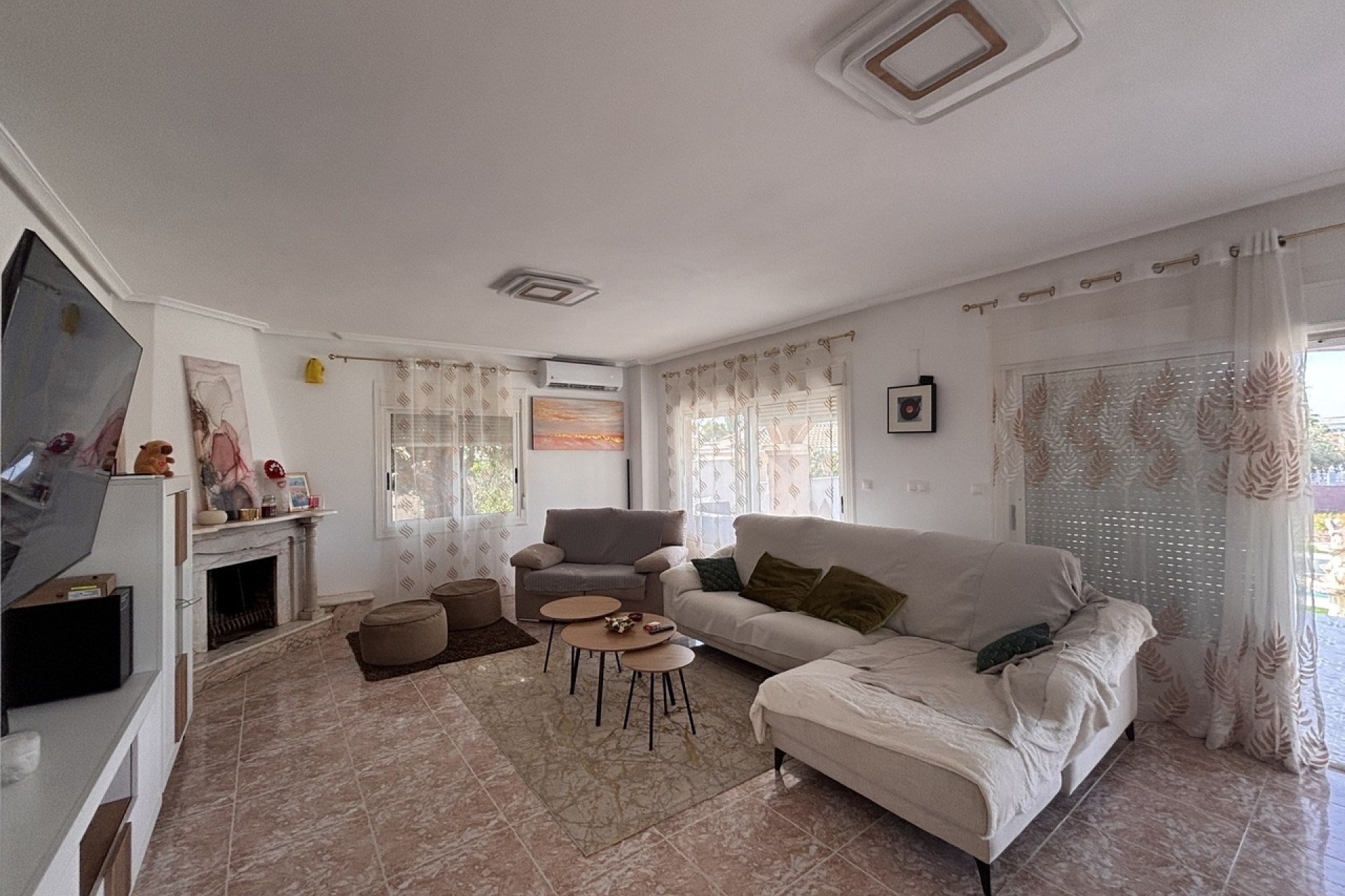 Venta - Chalet Independiente -
Benijofar - Costa Blanca