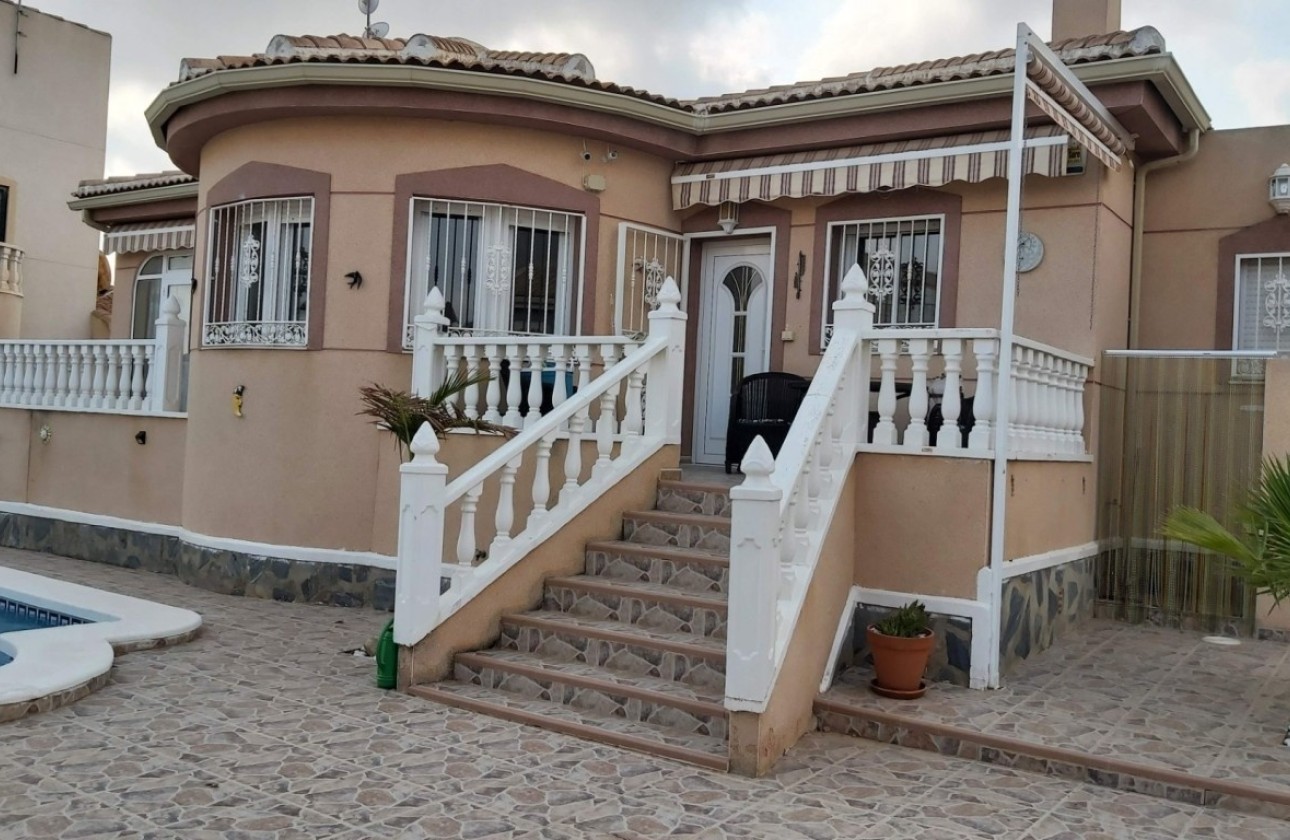 Venta - Chalet Independiente -
Benijofar - Costa Blanca