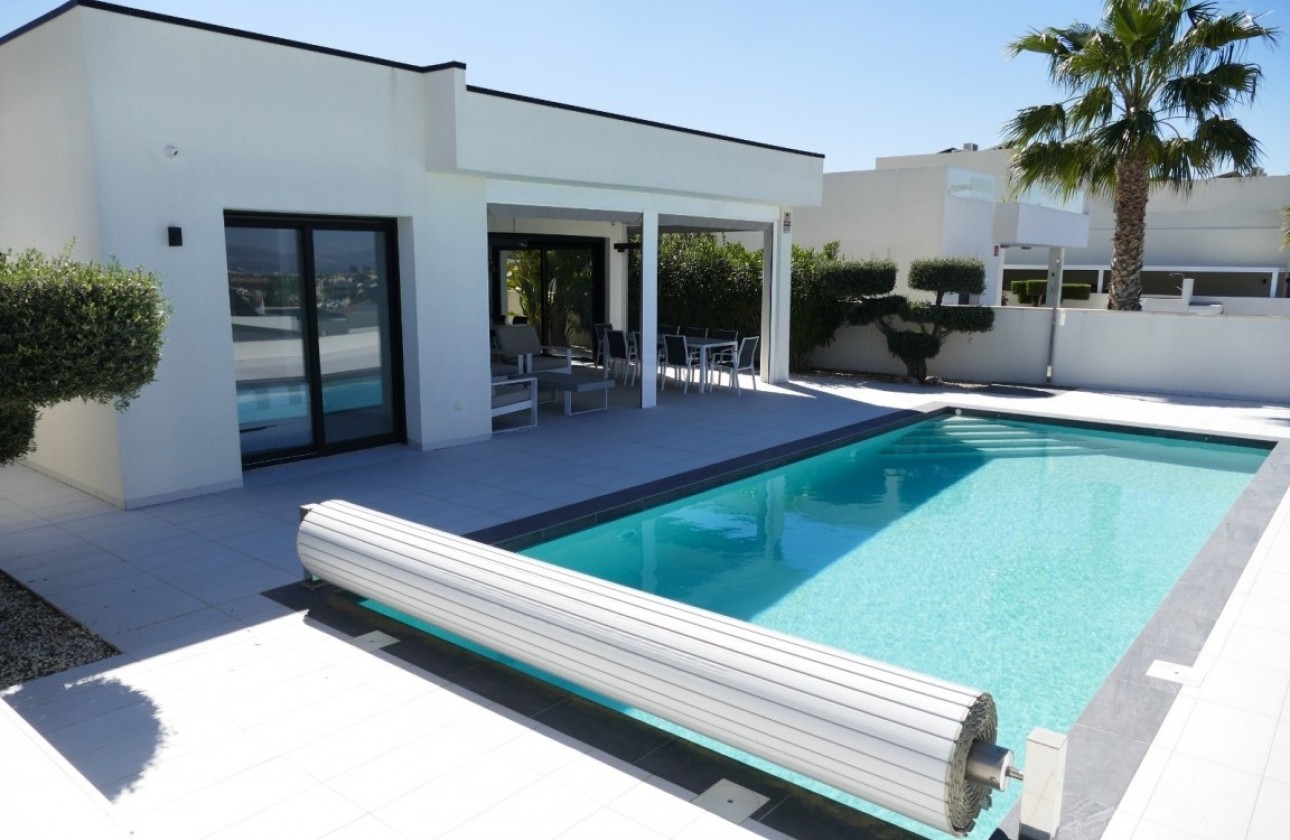 Venta - Chalet Independiente -
Benijofar - Costa Blanca