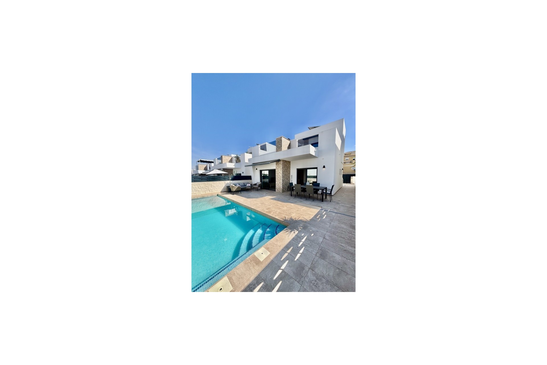 Venta - Chalet Independiente -
Benijofar - Costa Blanca