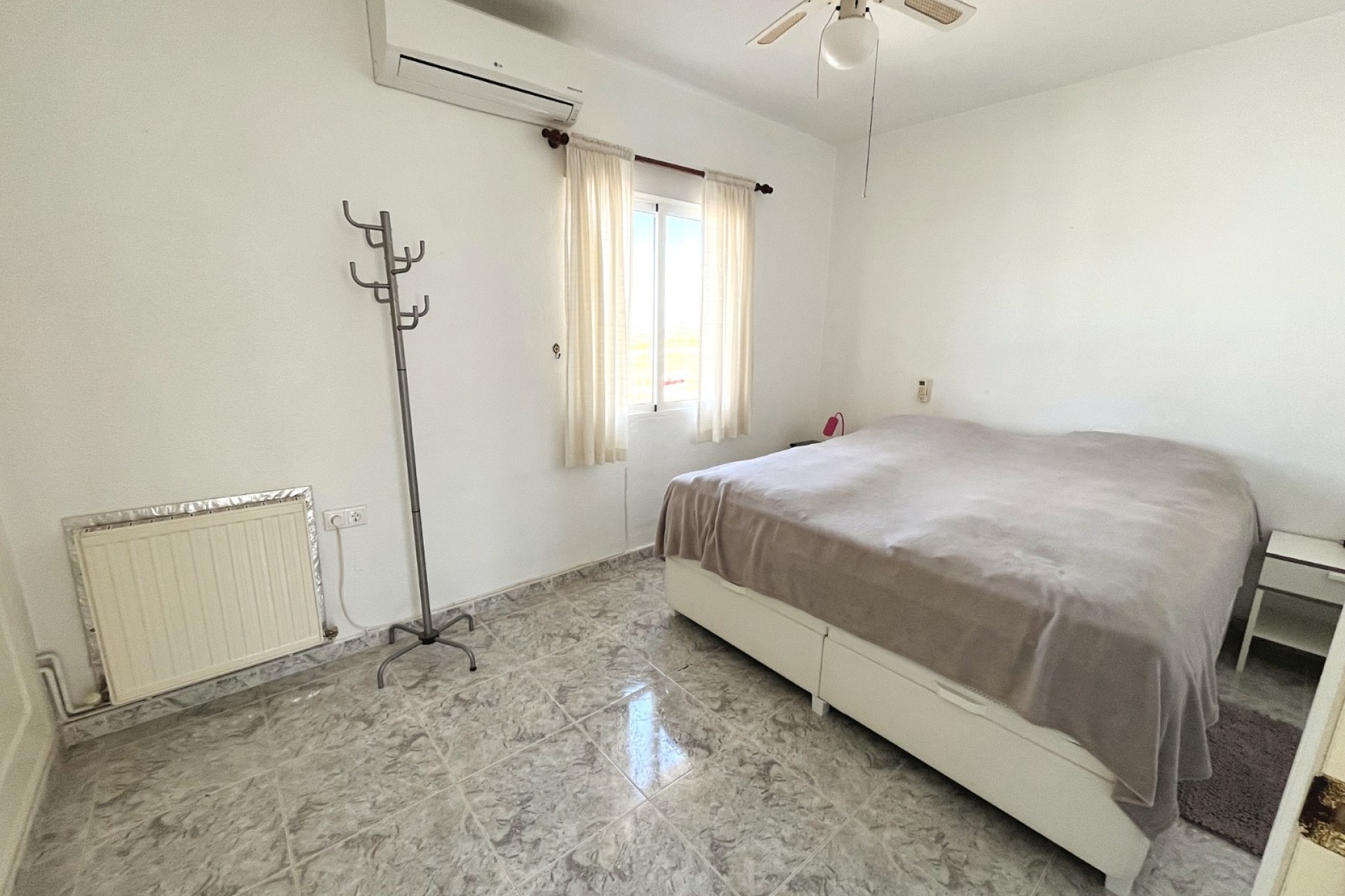 Venta - Chalet Independiente -
Benijofar - Monte Azul